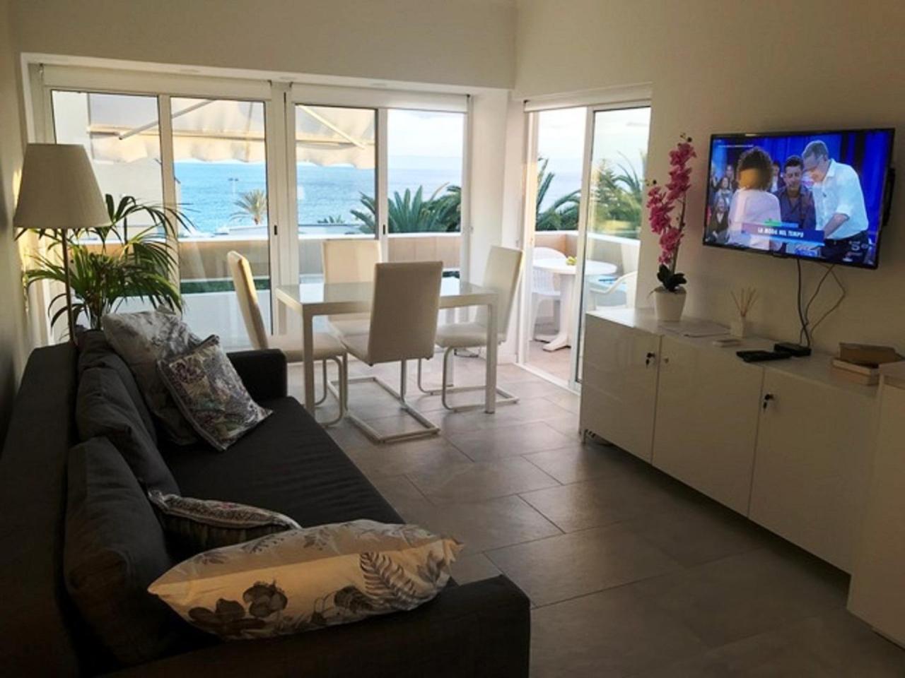Apartamento con vista al mar