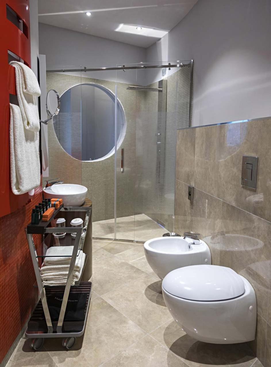 Suite - Photo 3