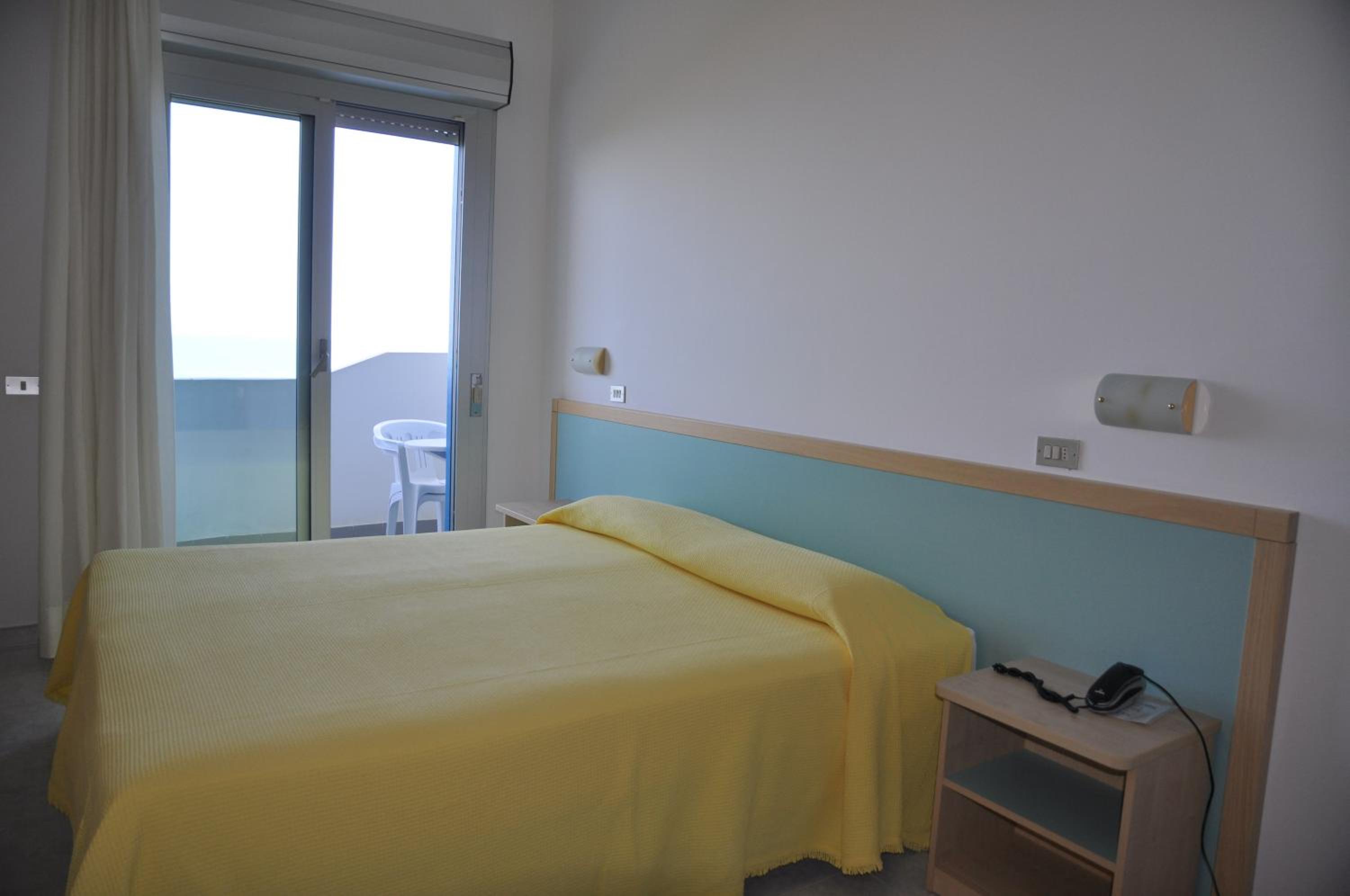 Standard Single Room photo 2