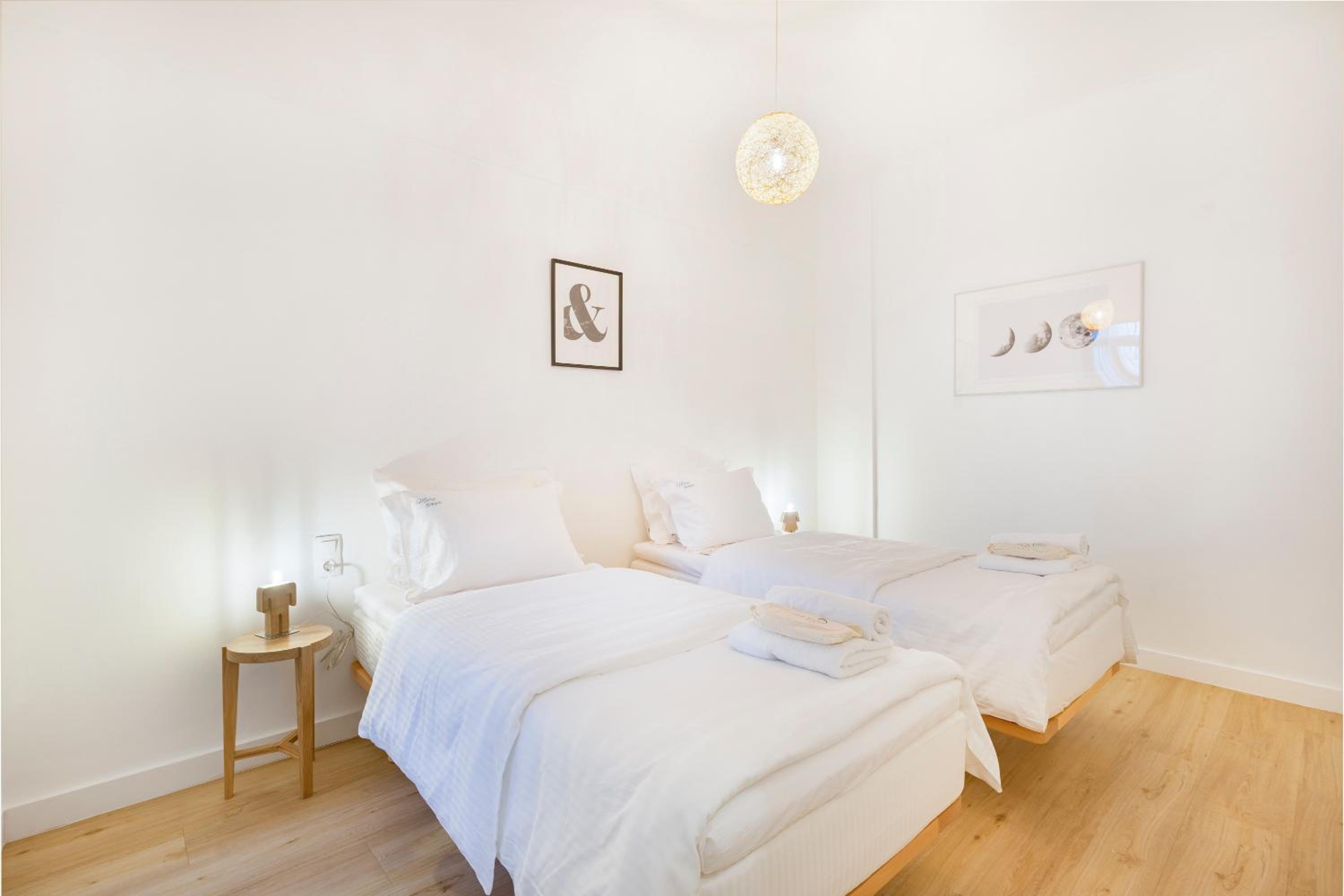 Two-Bedroom Apartment - Photo 11