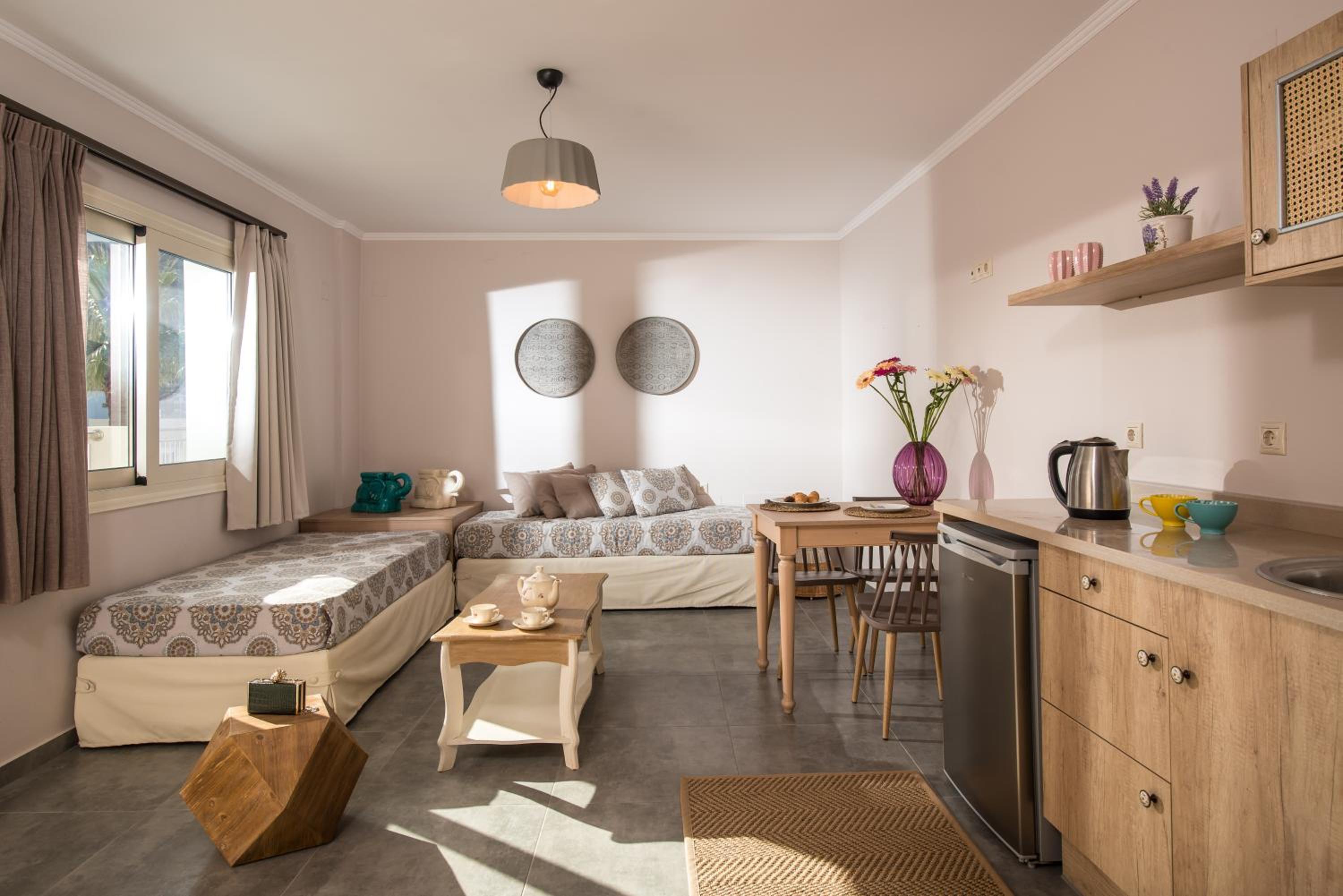 Superior One-Bedroom Quintuple Apartment photo 3