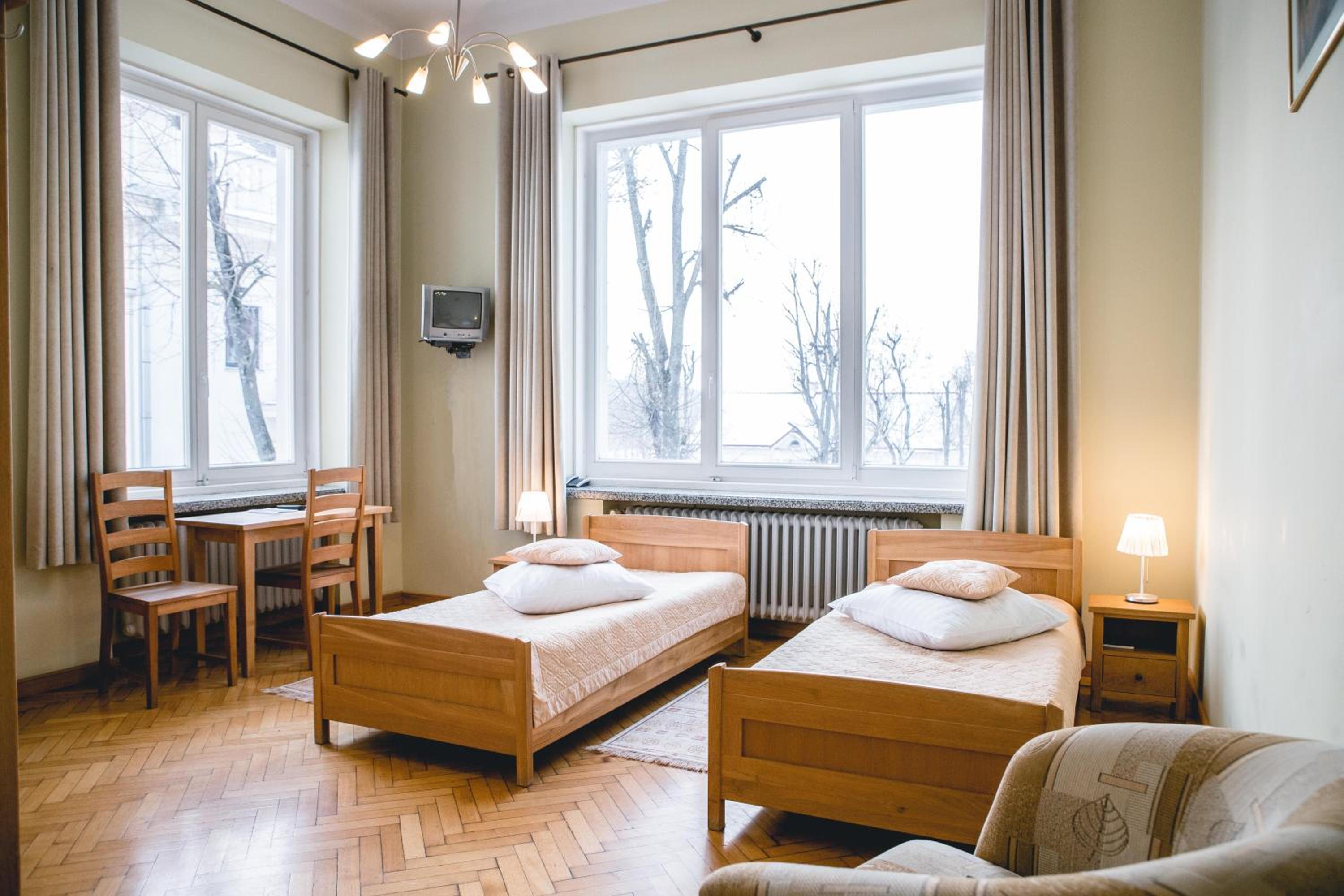 Large Twin Room photo 1