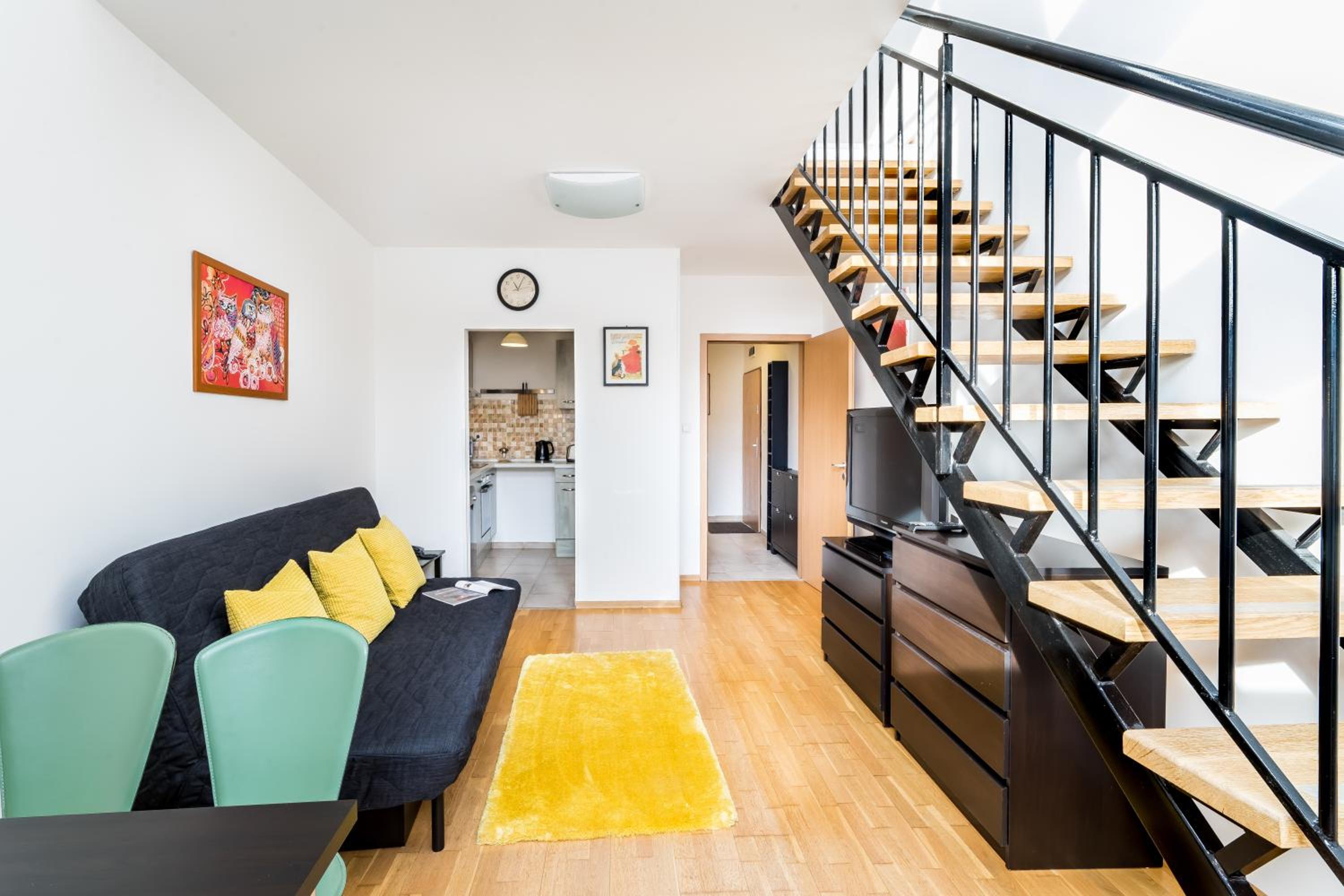 Apartment - Photo 1