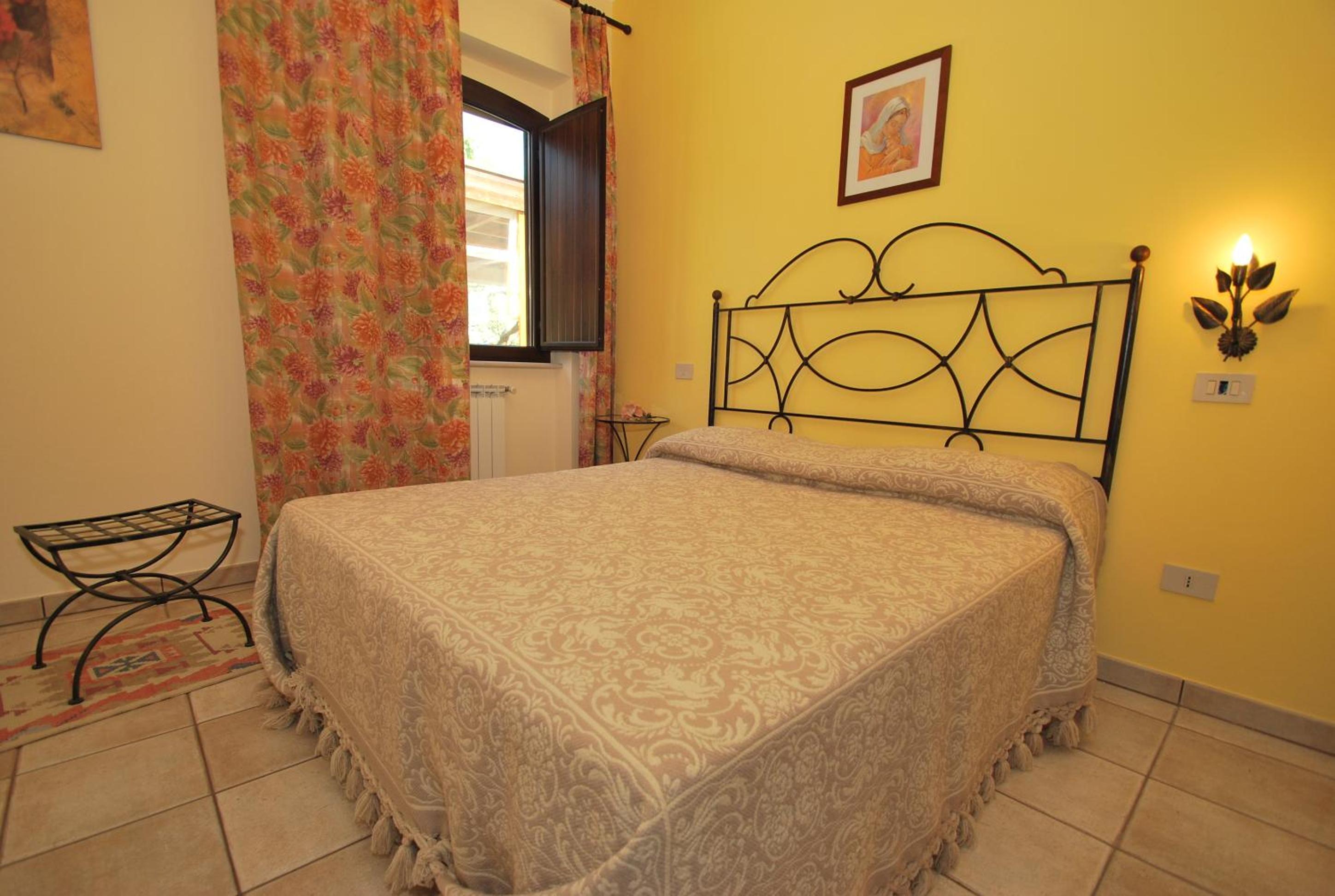 Three-Bedroom Apartment - Split Level
