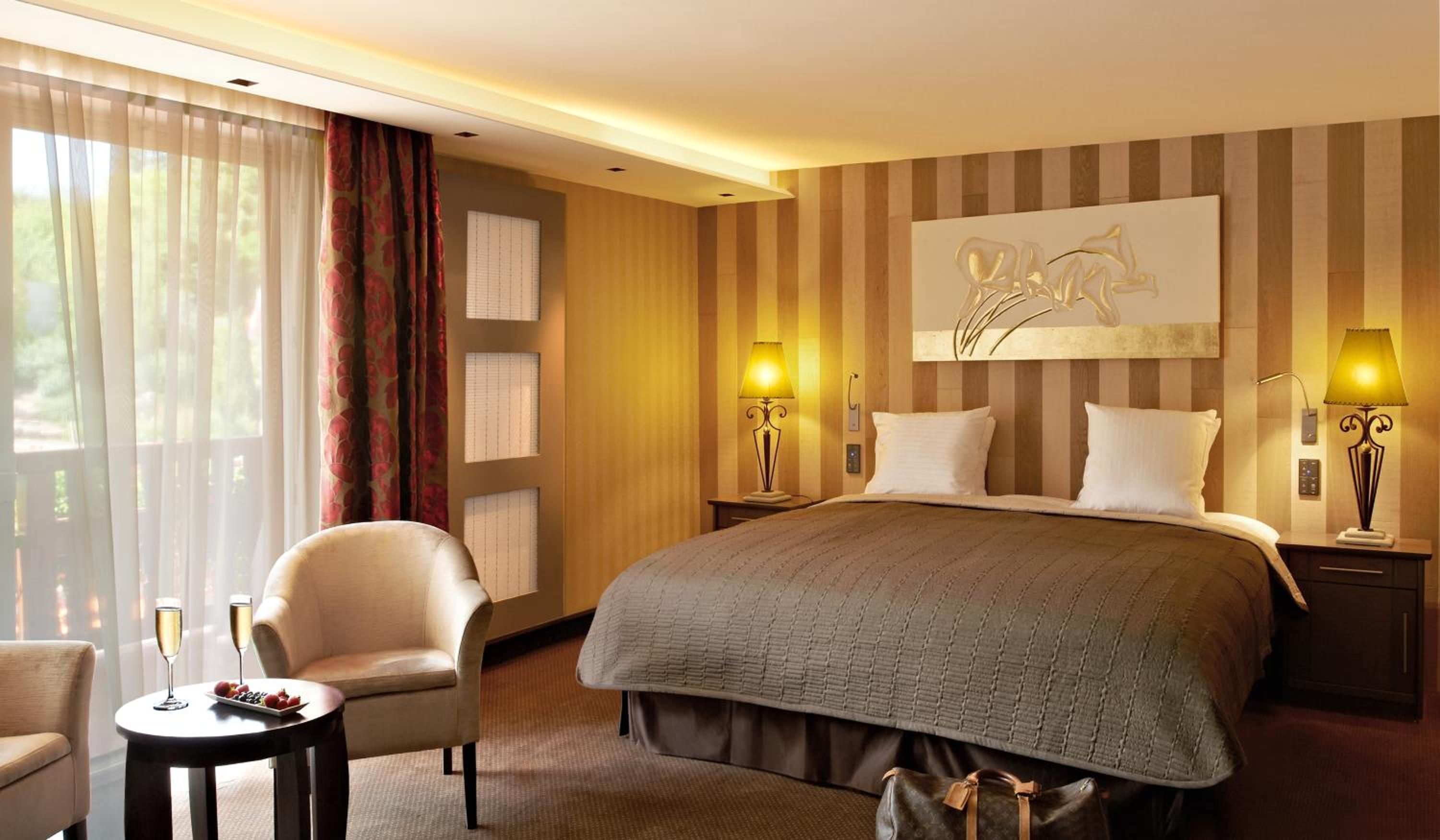 Suite with Spa Access