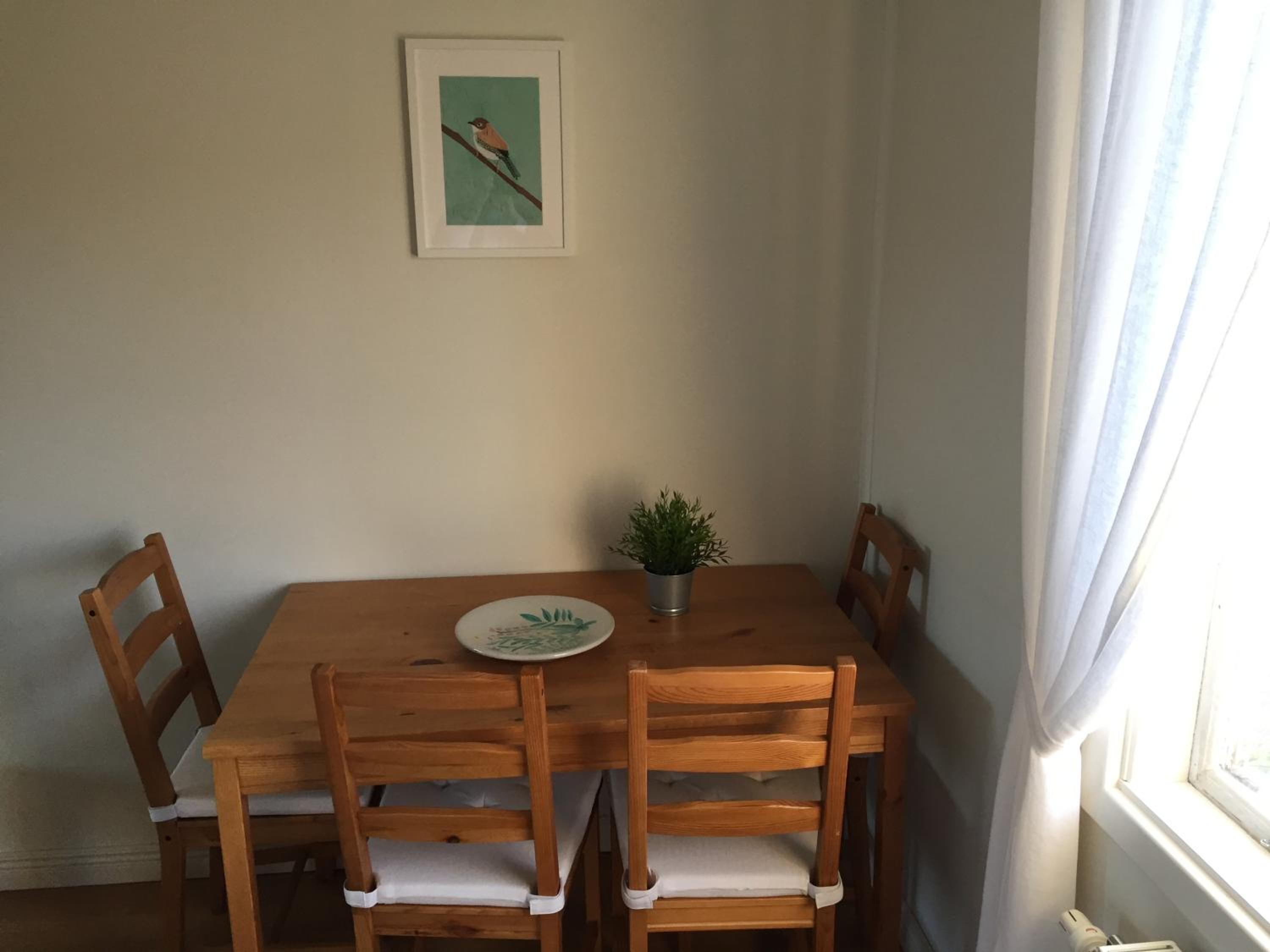 Apartment with Lake View - Photo 10