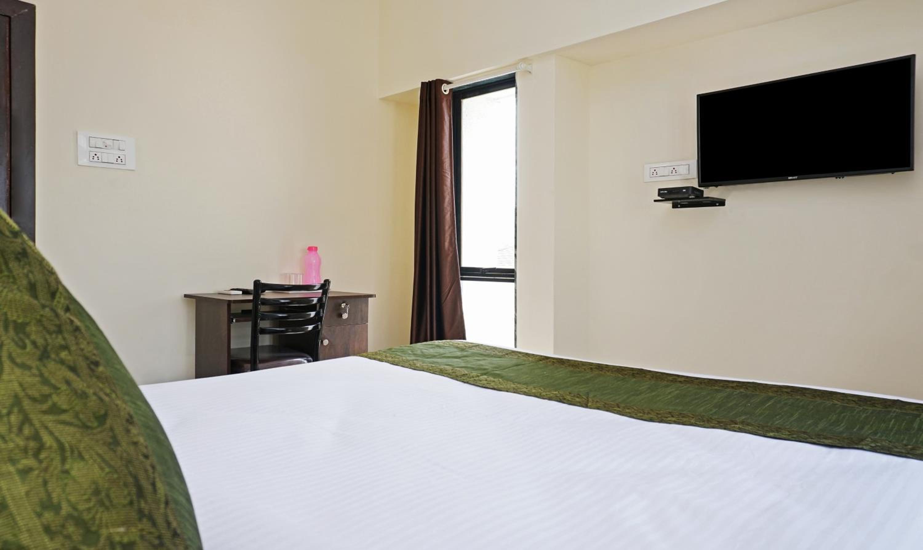 Deluxe Double Room - Photo 4