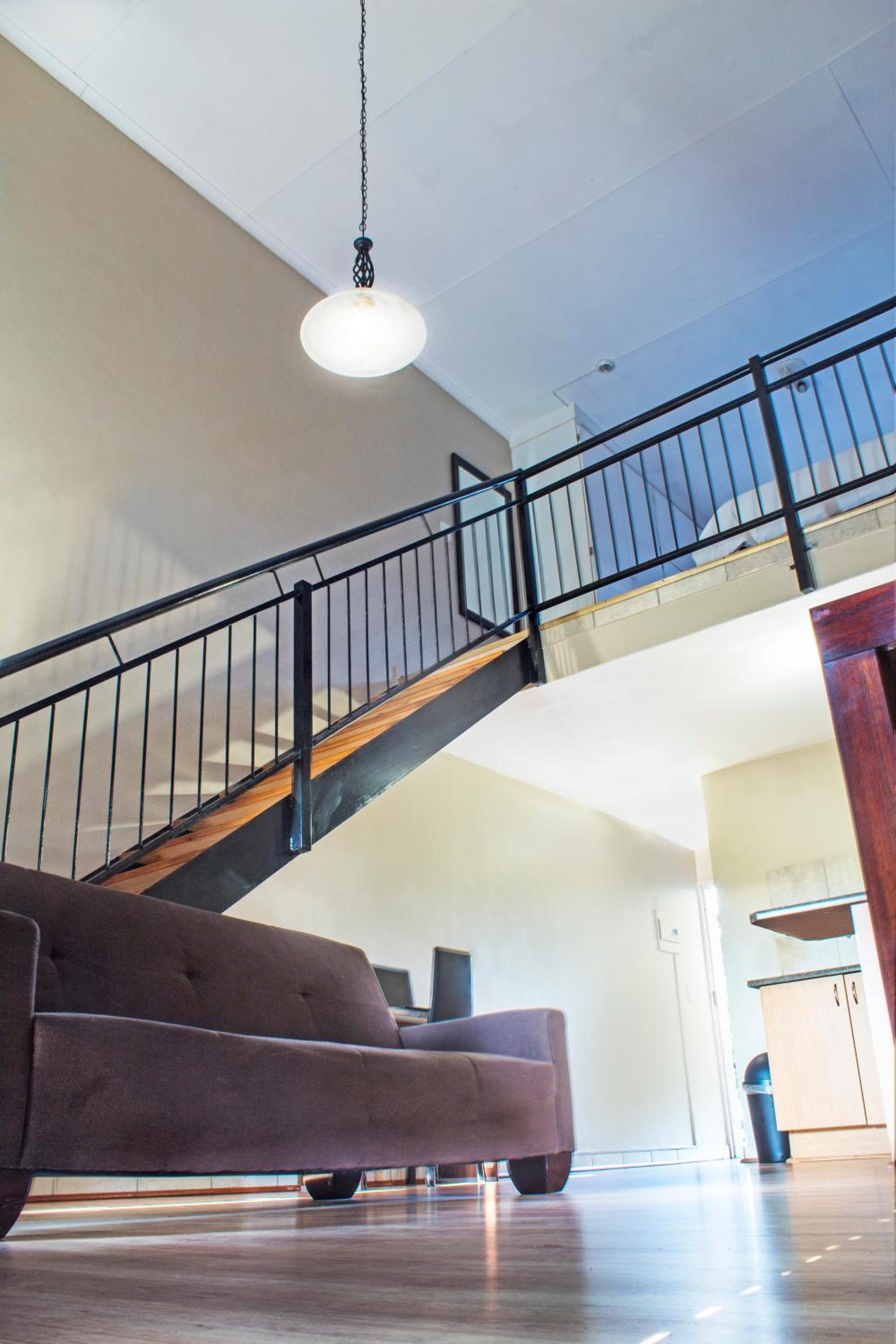 Loft Suite - Photo 3
