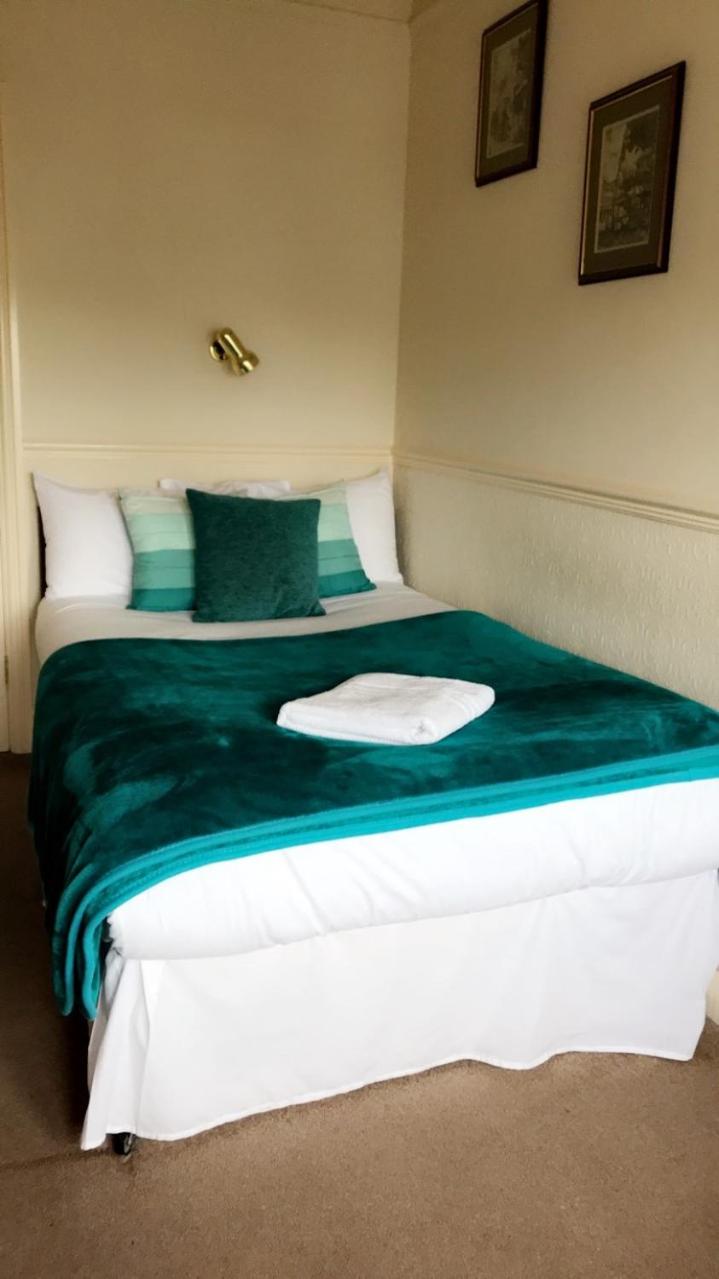 Budget Single Room photo 2
