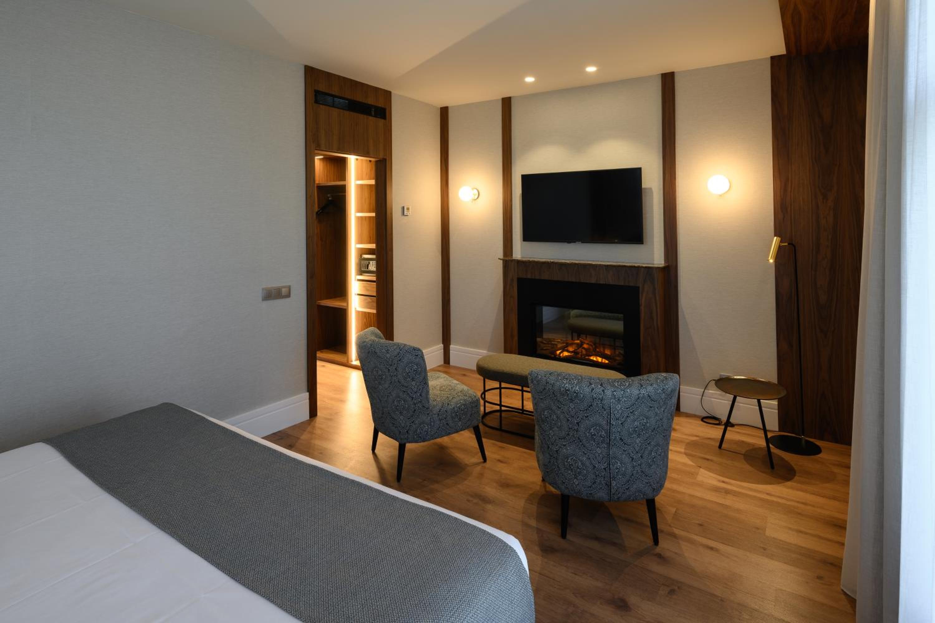 Suite with Terrace photo 3