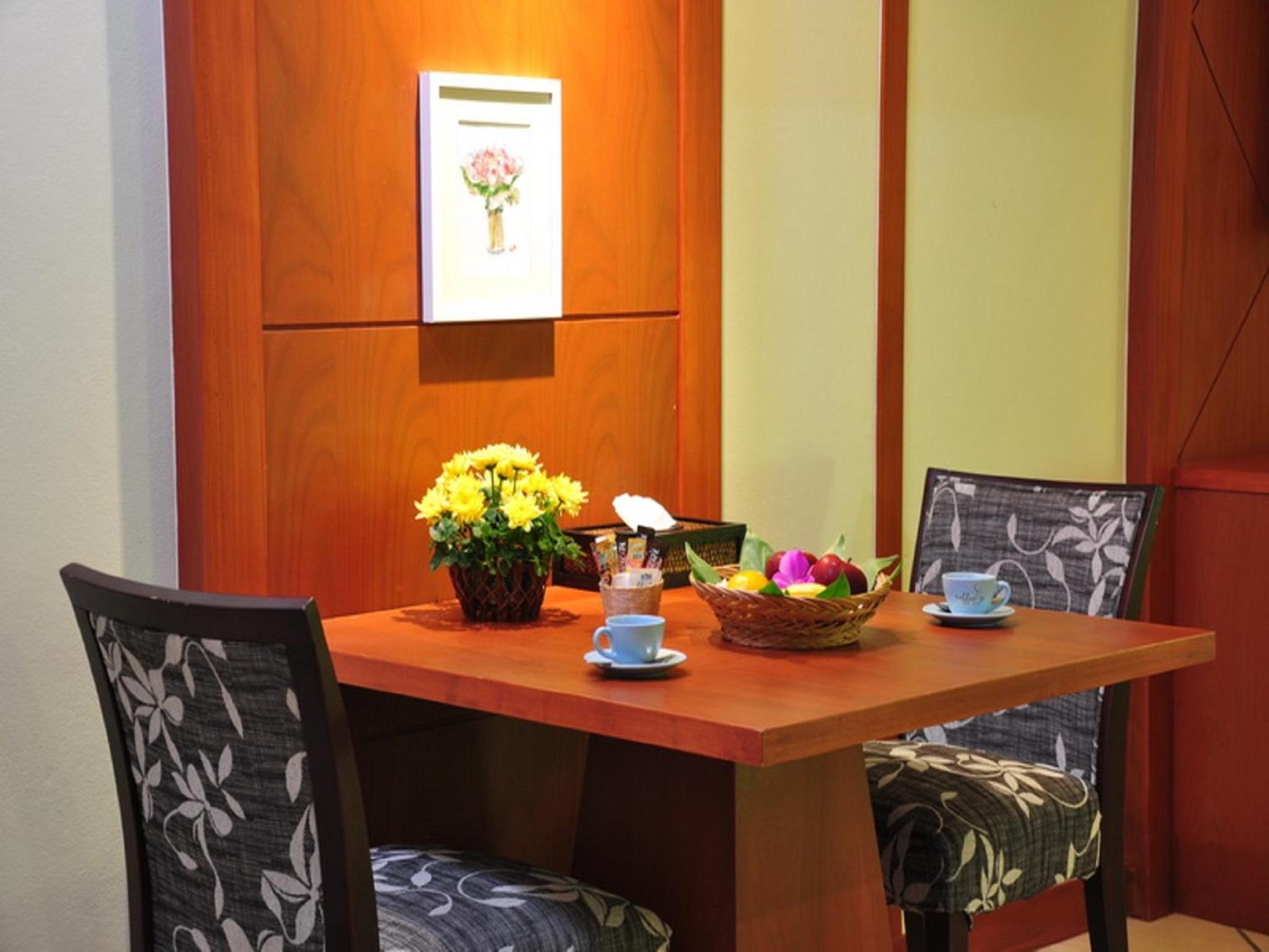 Deluxe Double or Twin Room - Photo 8