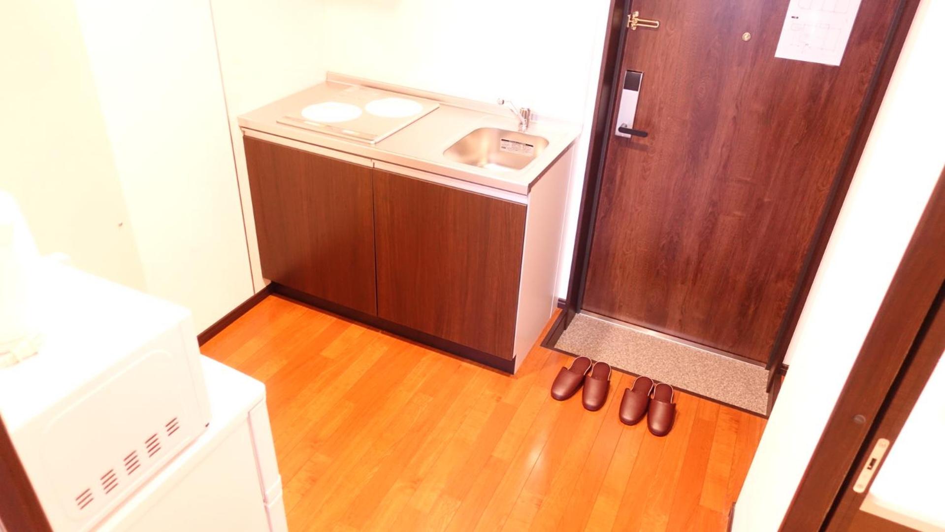 Twin Room - Photo 18