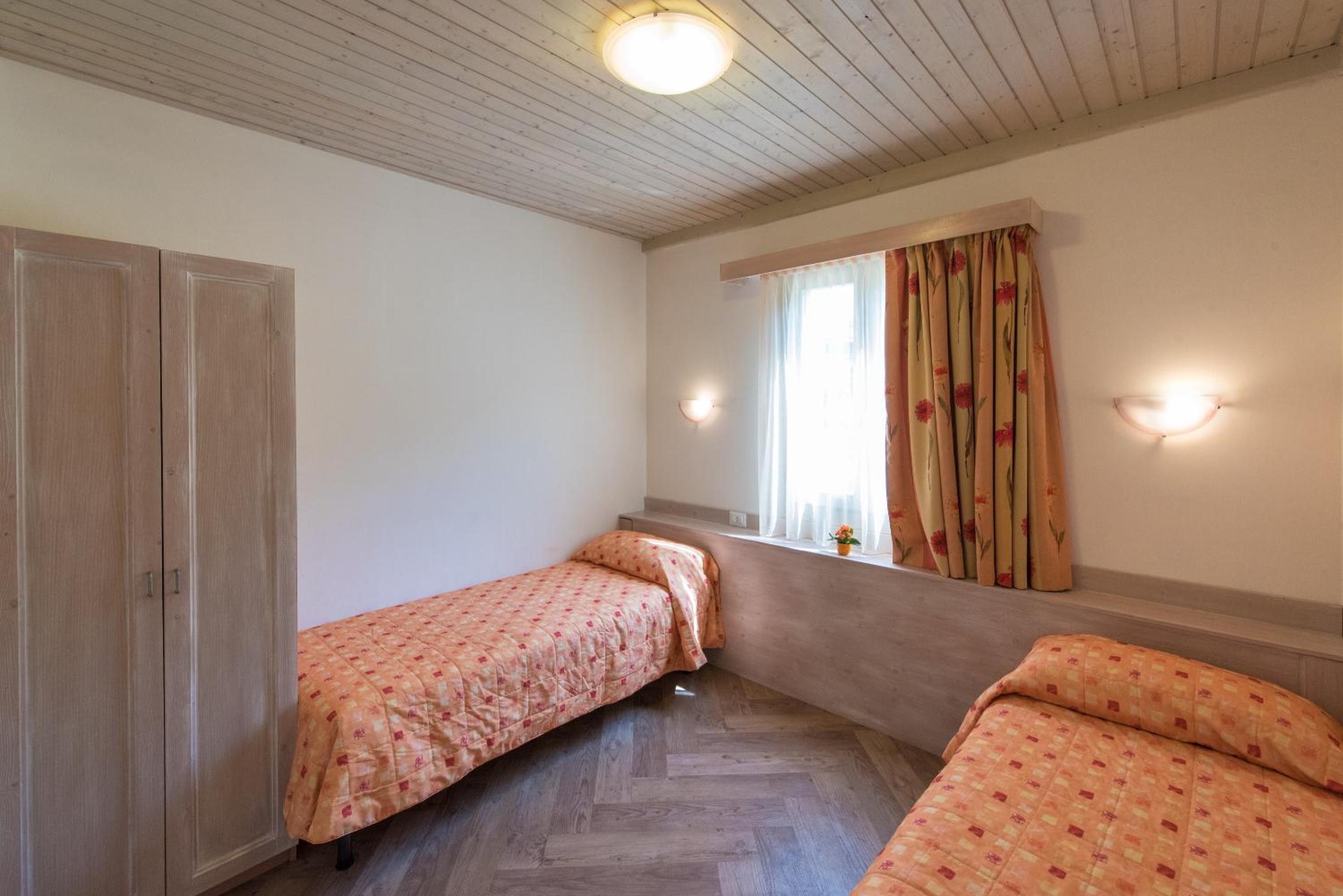 Two-Bedroom Bungalow - Photo 1