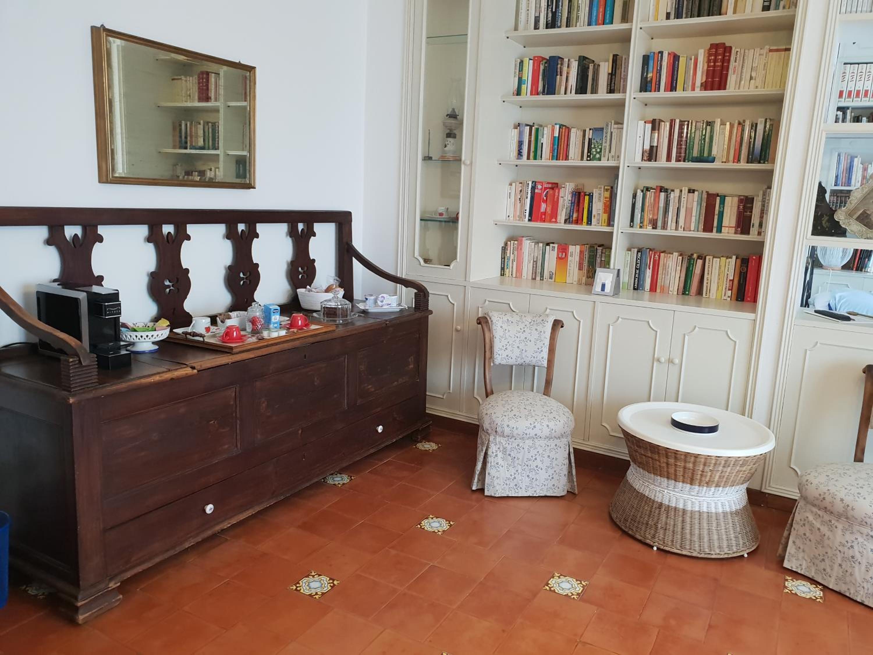 Deluxe Family Room - Photo 19