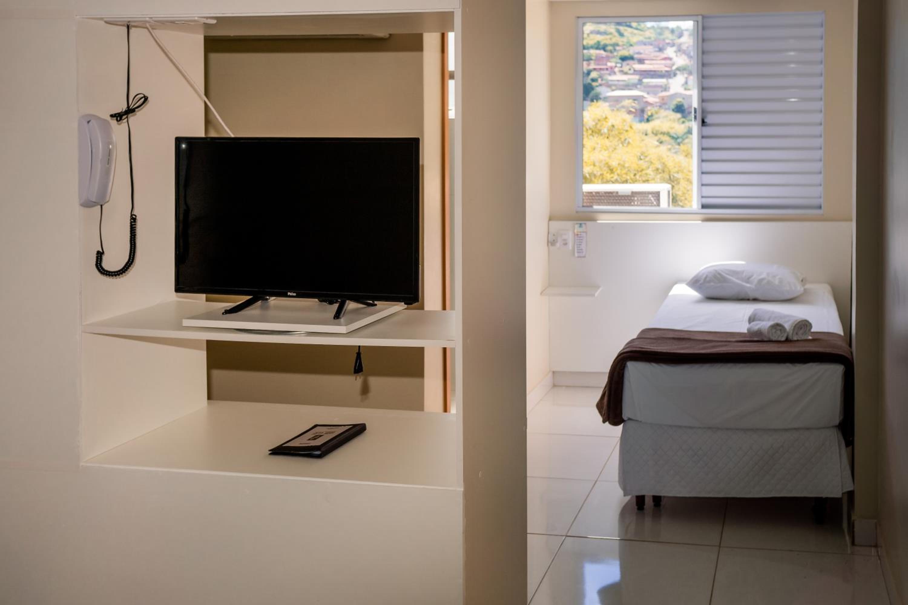 Standard Single Room photo 3
