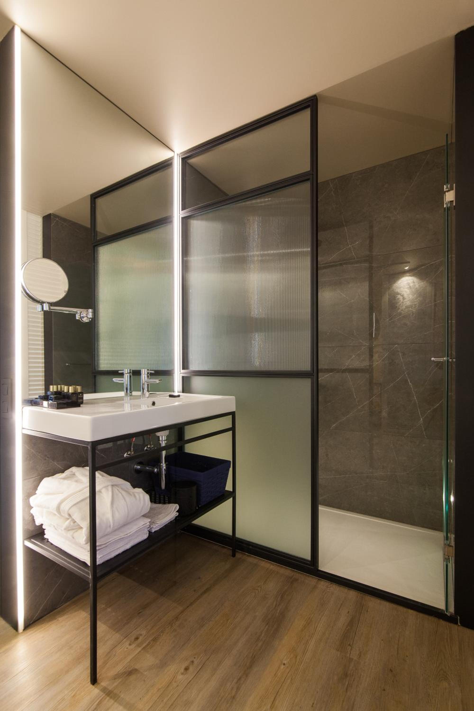 Habitación #461696926