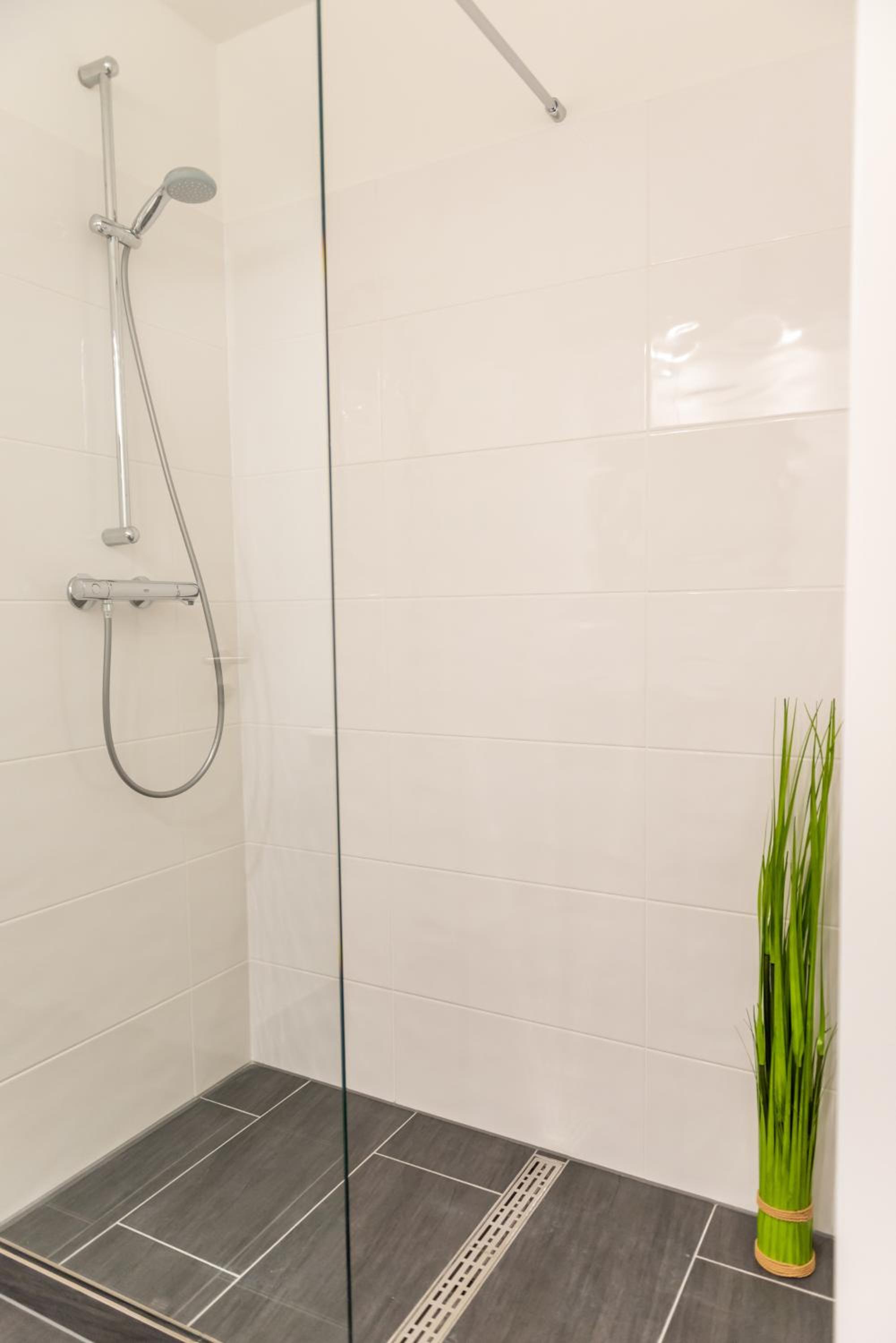 Double Room - Sea Side thumbnail 6