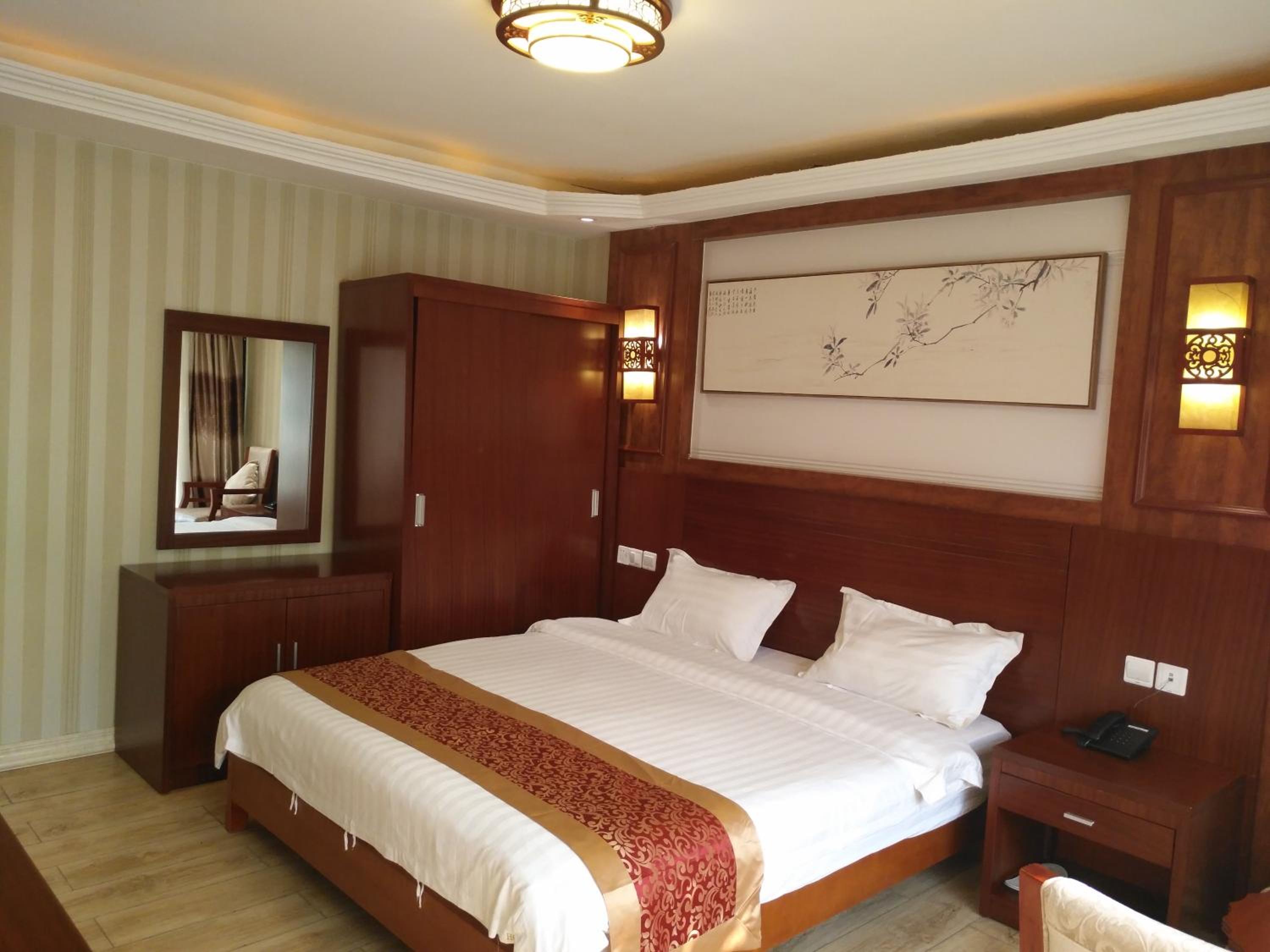 Superior Suite