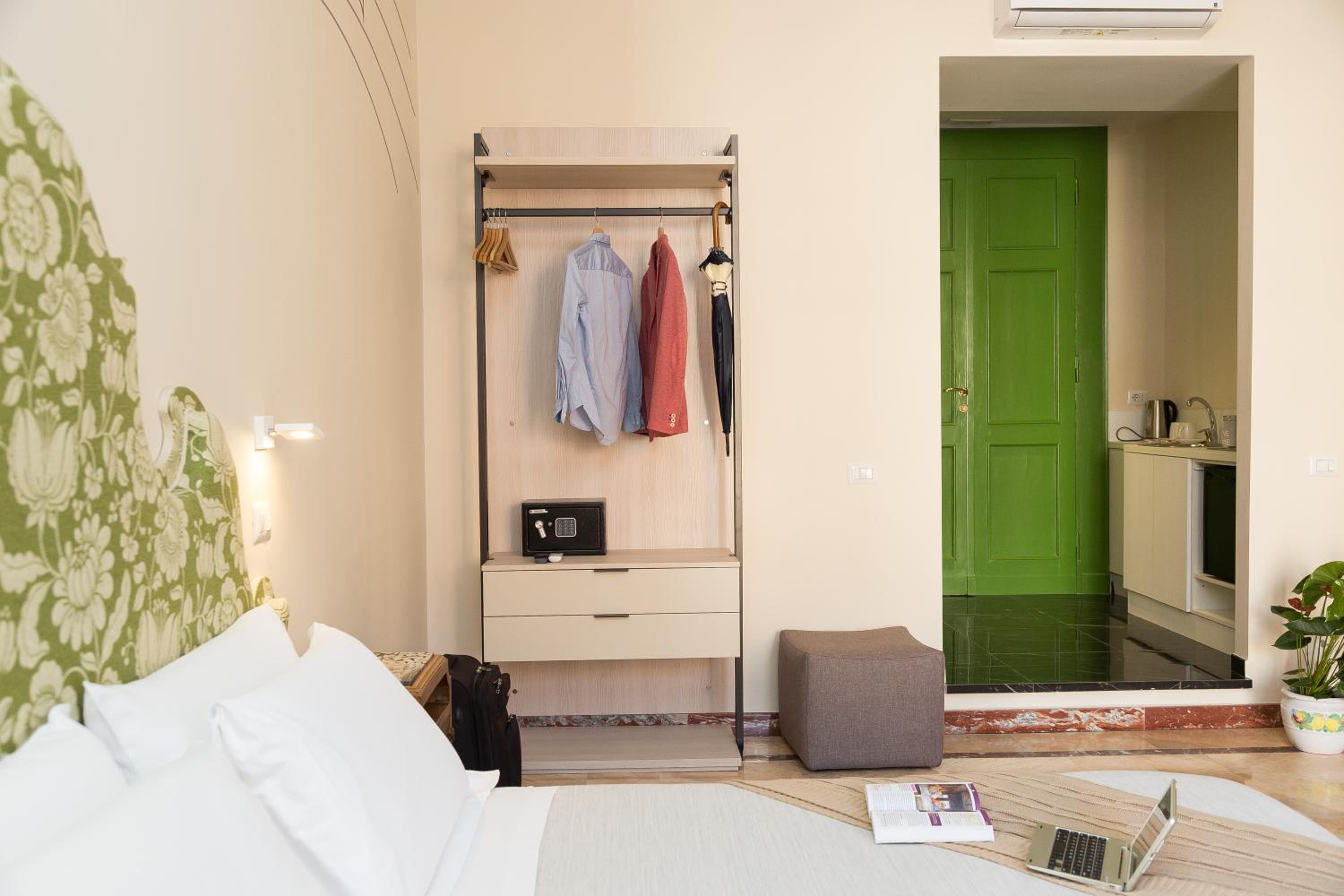 Family Suite with Balcony photo 2