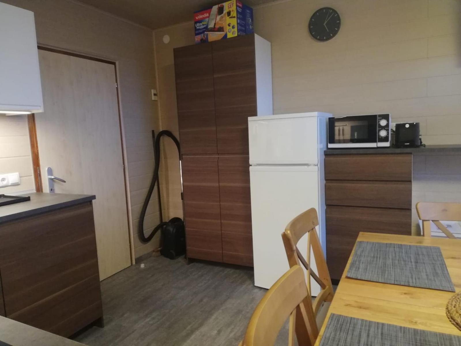 Apartment with Balcony photo 3