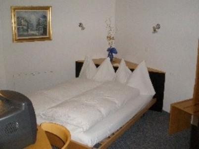 Double Room (1 Adult) photo 1