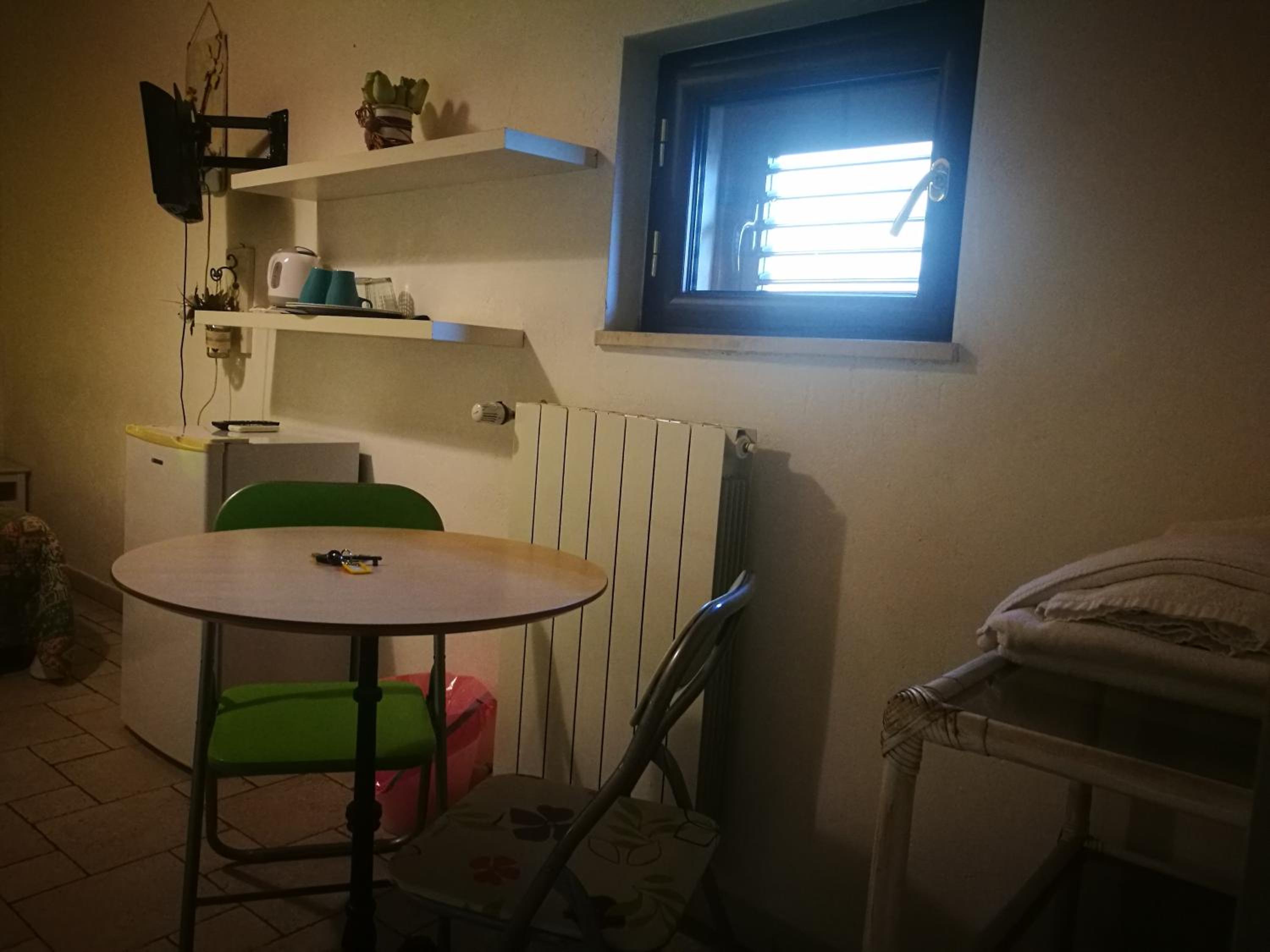 Basic Double or Twin Room with Private External Bathroom - Photo 2