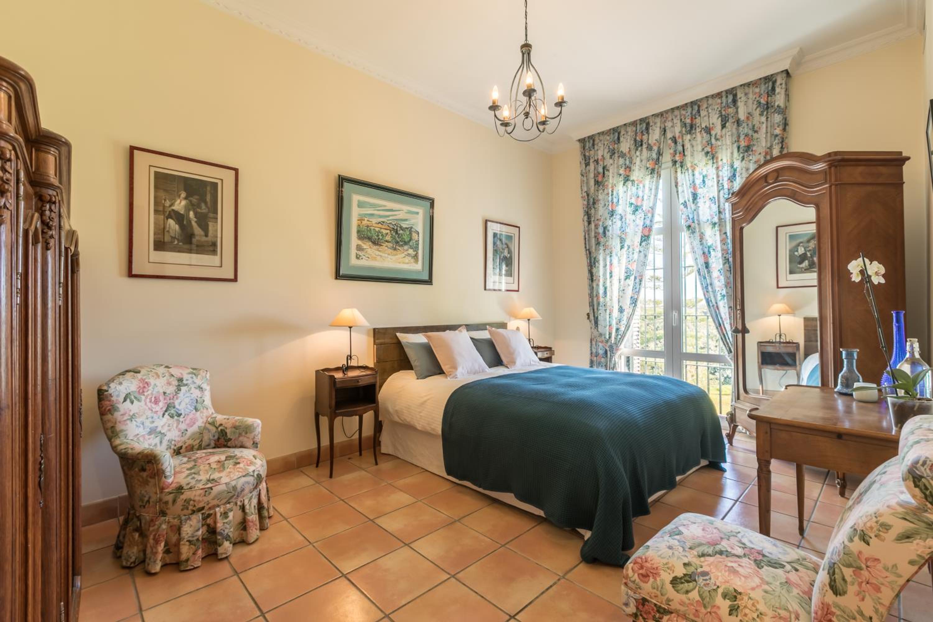 Double Room with Private Bathroom photo 1