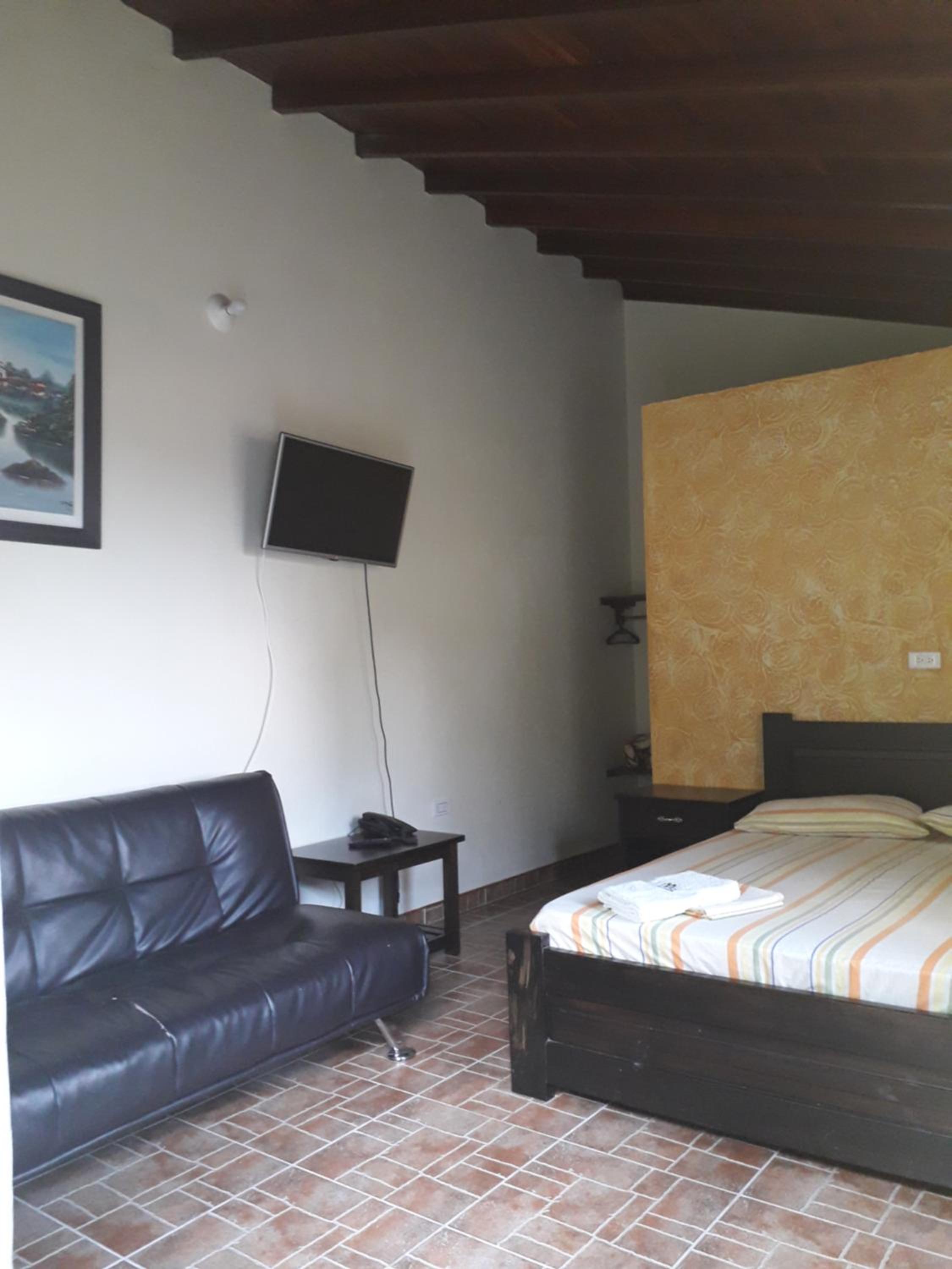 Triple Room photo 2
