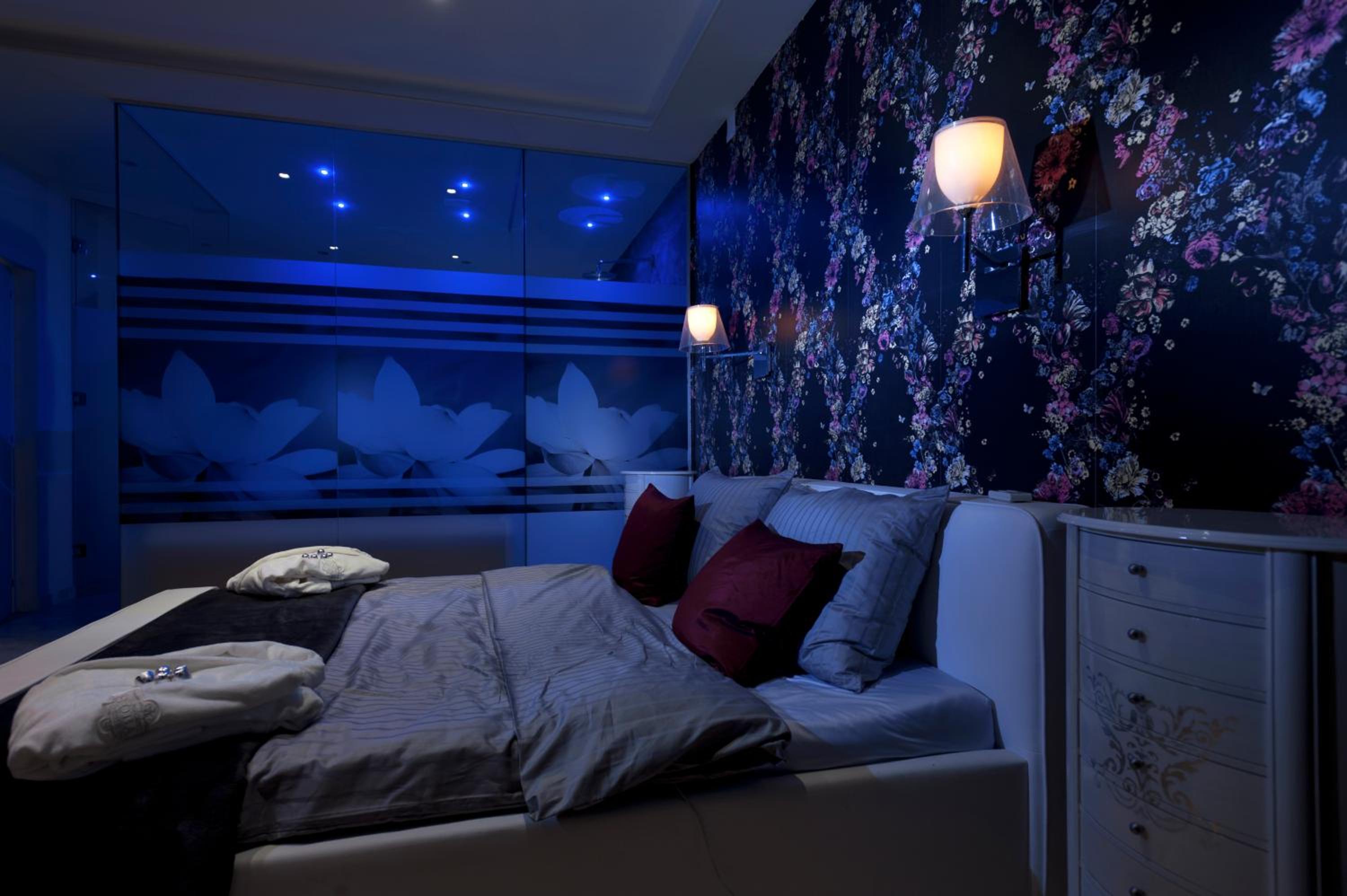 Suite with Spa Bath, Terrace and Sea View