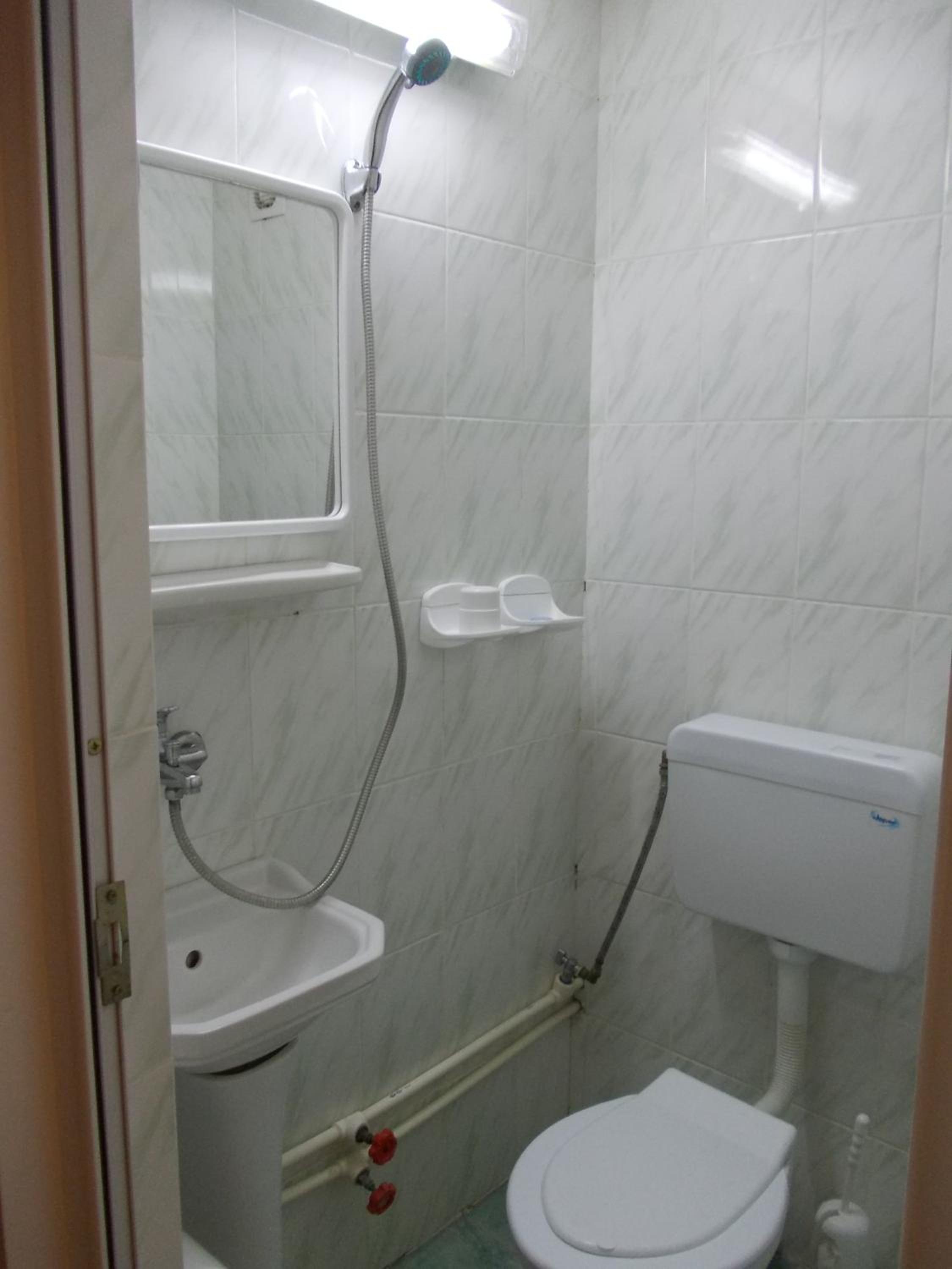 Budget Twin Room photo 2