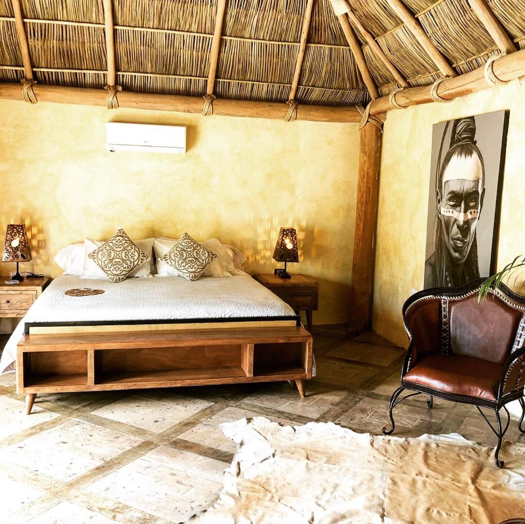 Deluxe King Suite - Photo 22