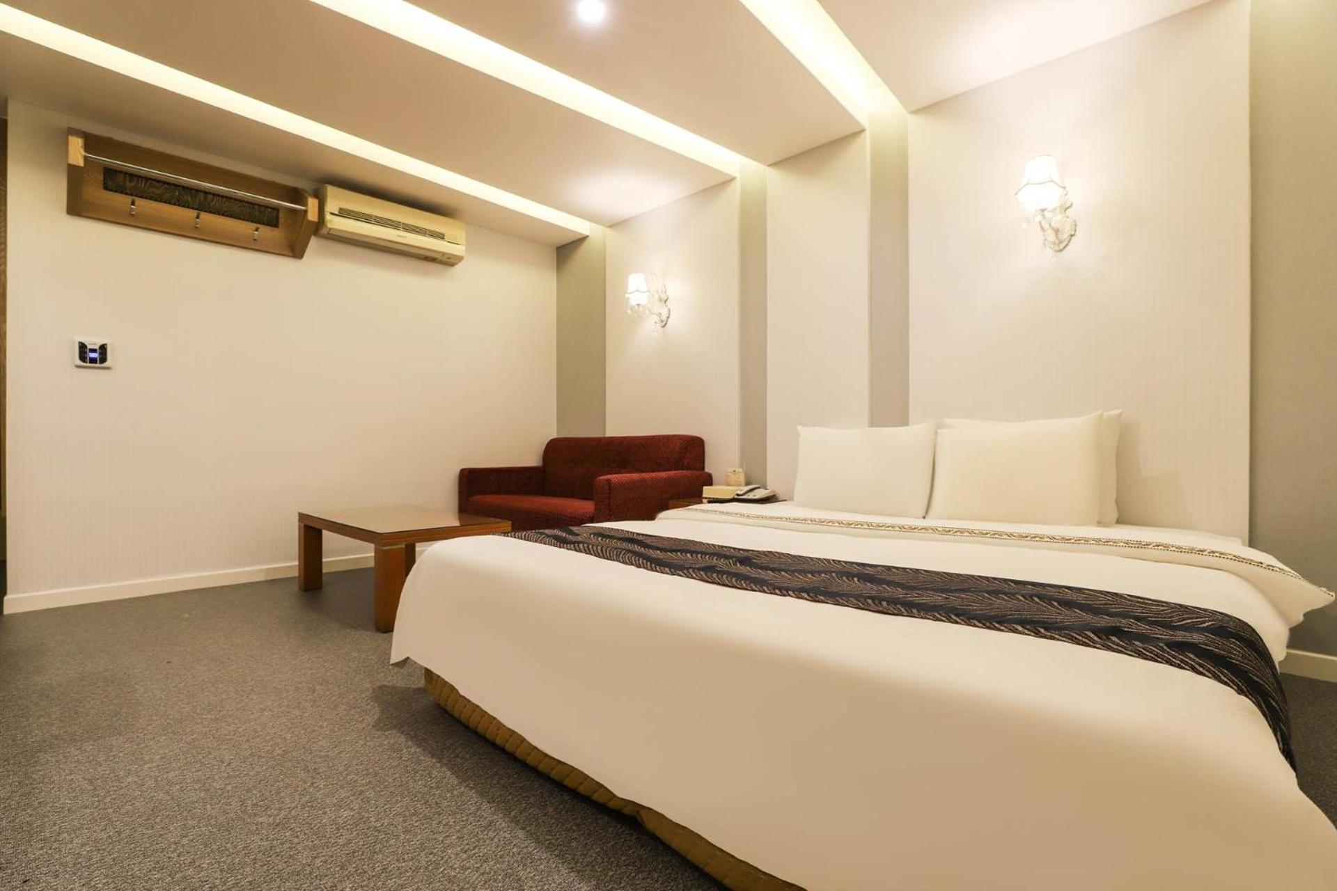 Superior Double Room - Photo 5