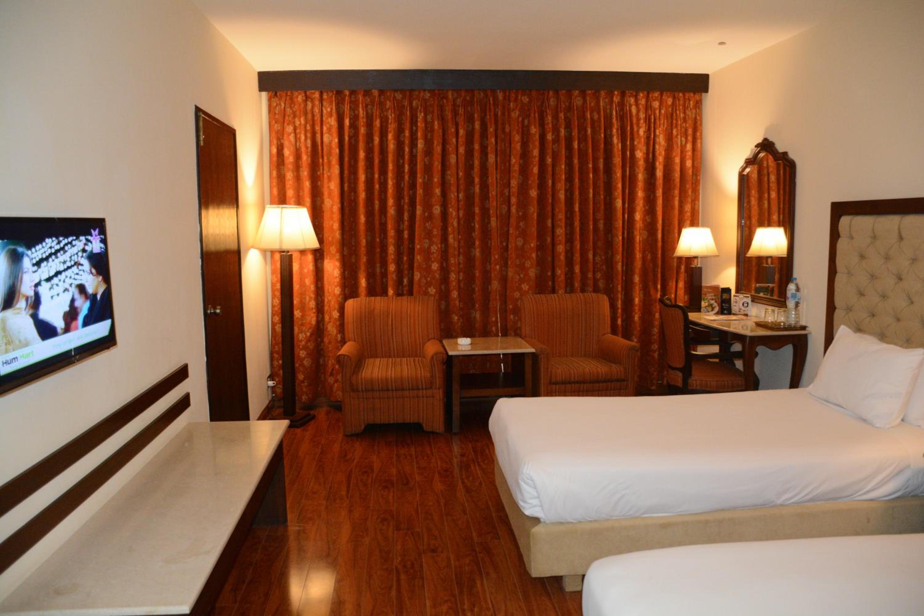 Standard Room - Photo 10