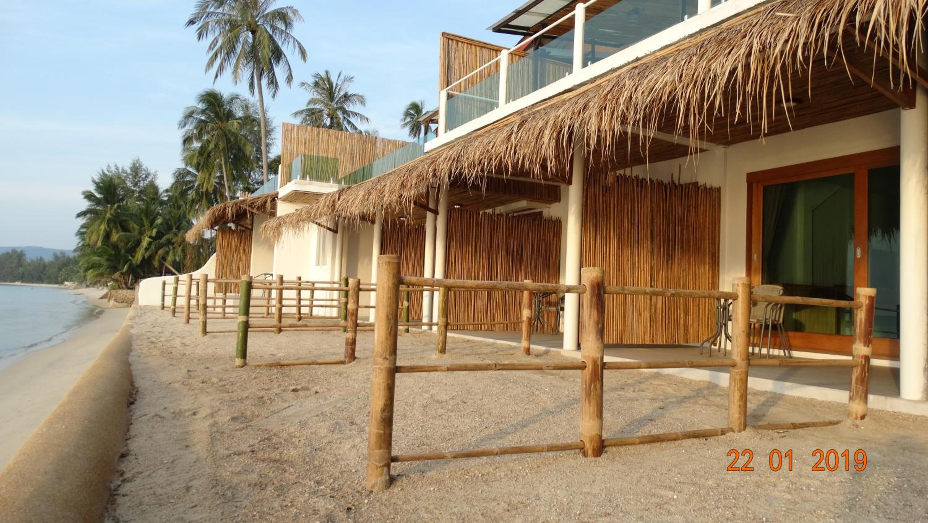Beach Front - Photo 9