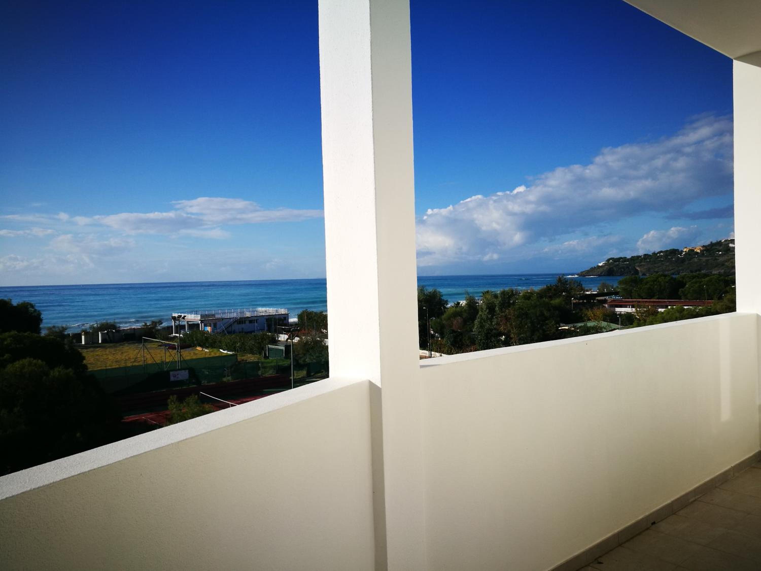 Junior Suite with Sea View photo 3