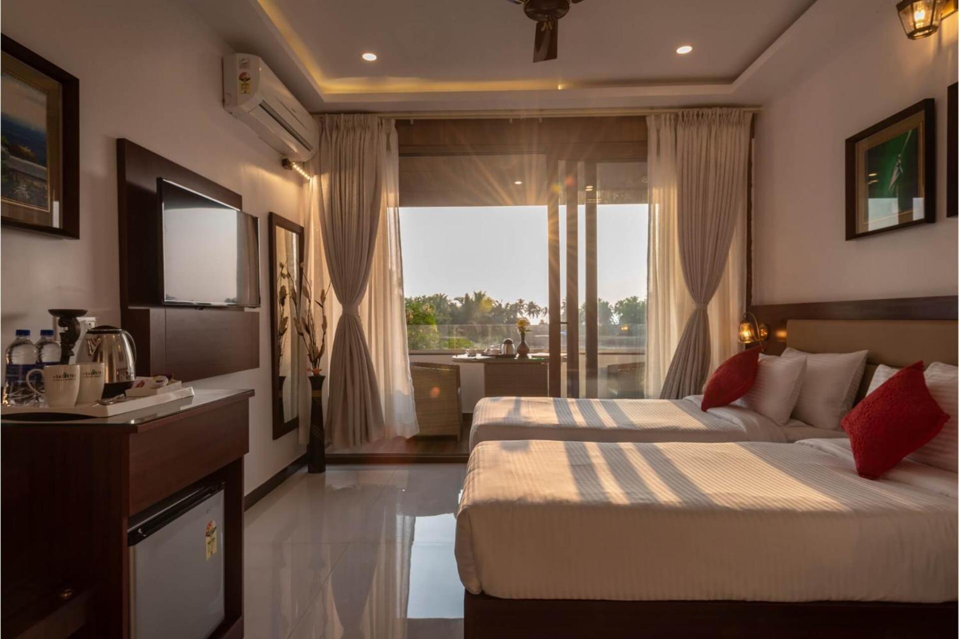 Premium Room - Photo 9