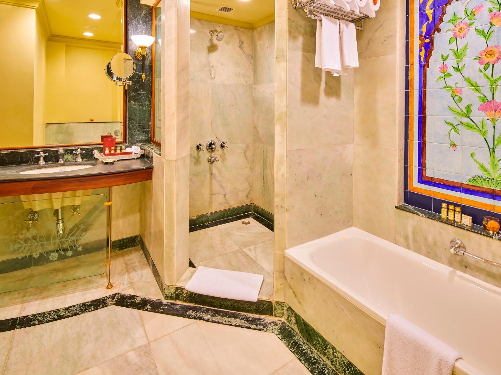 Royal Suite  - Photo 3