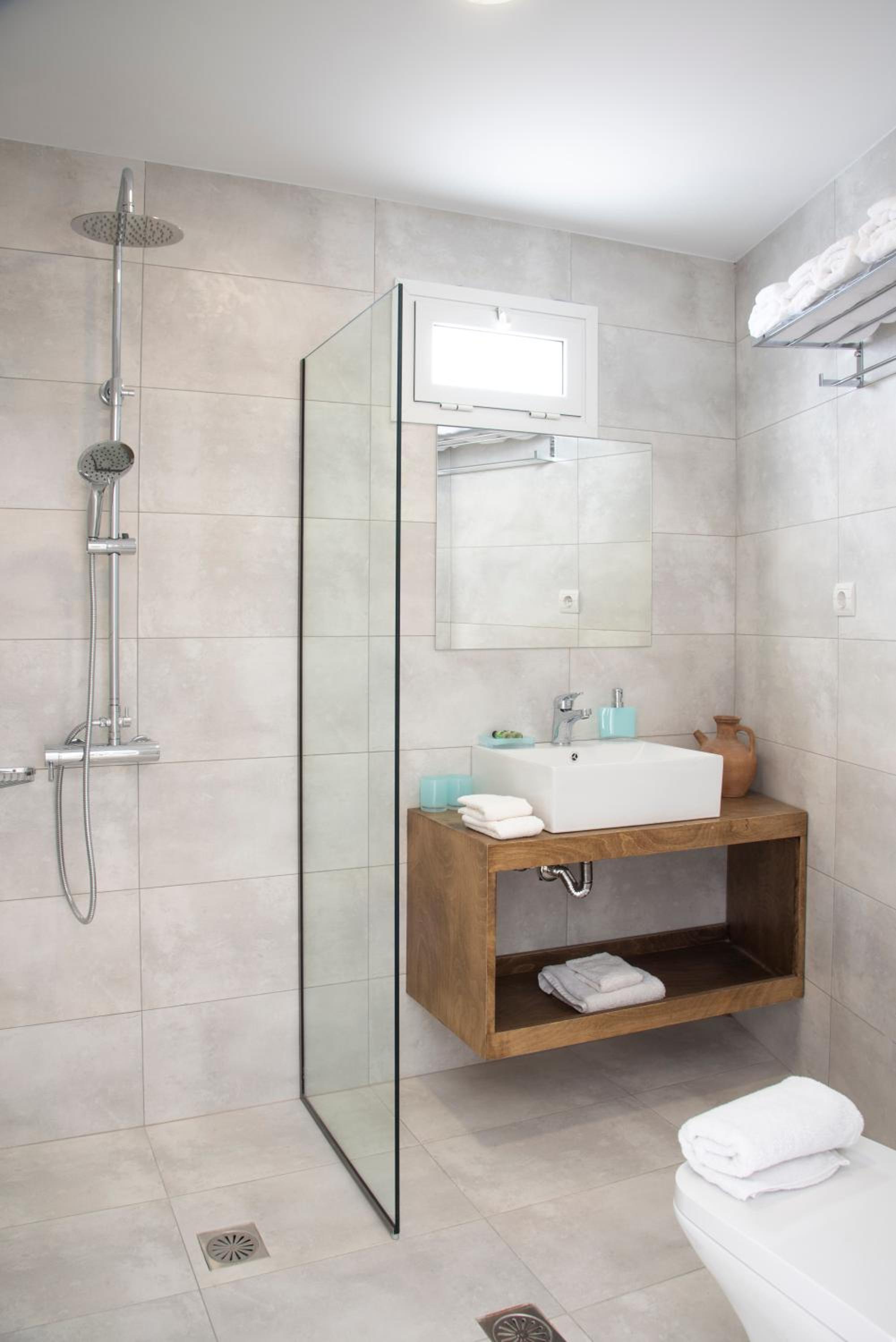 Double or Twin Room with Sea View - Photo 2