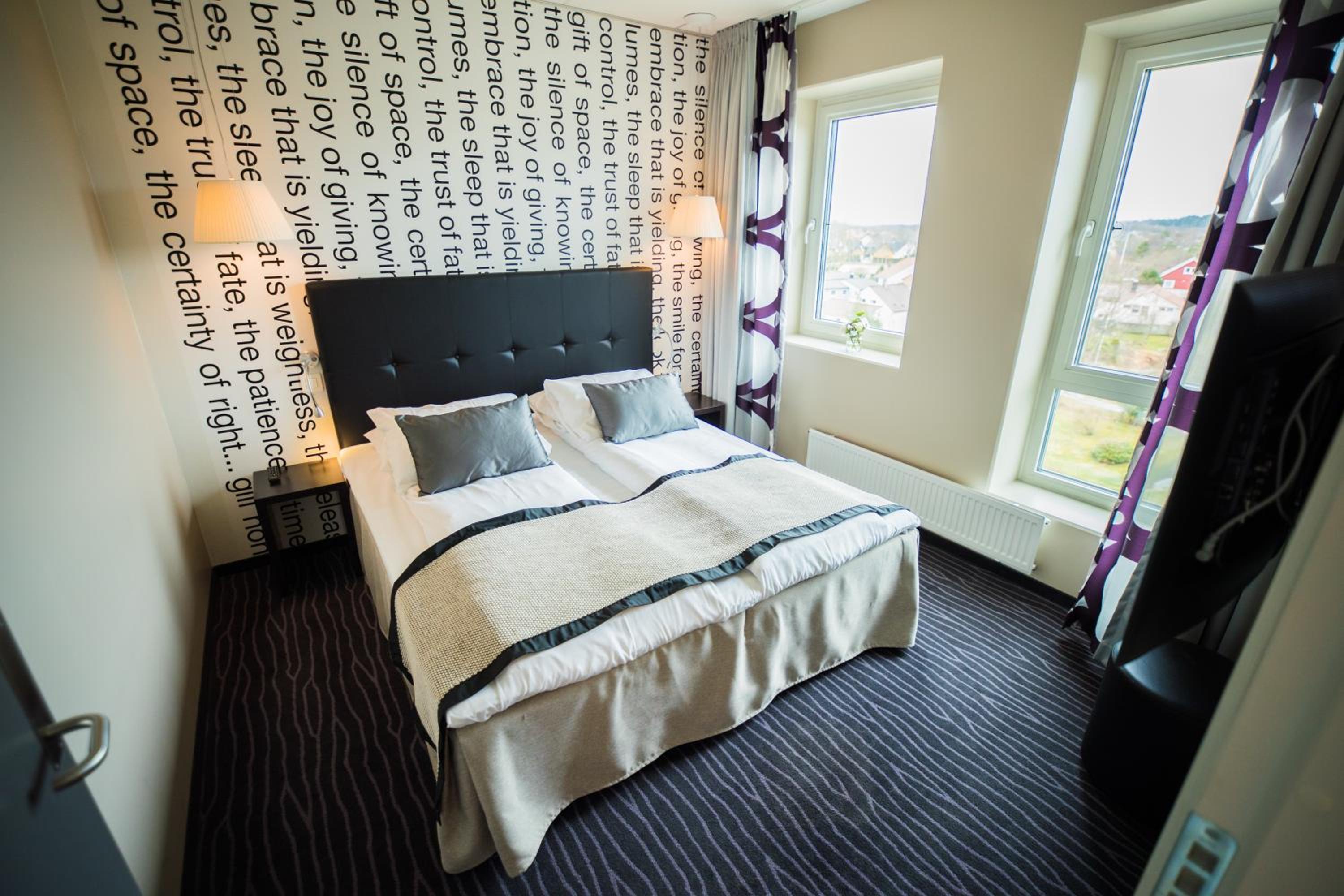 Suite - Photo 6