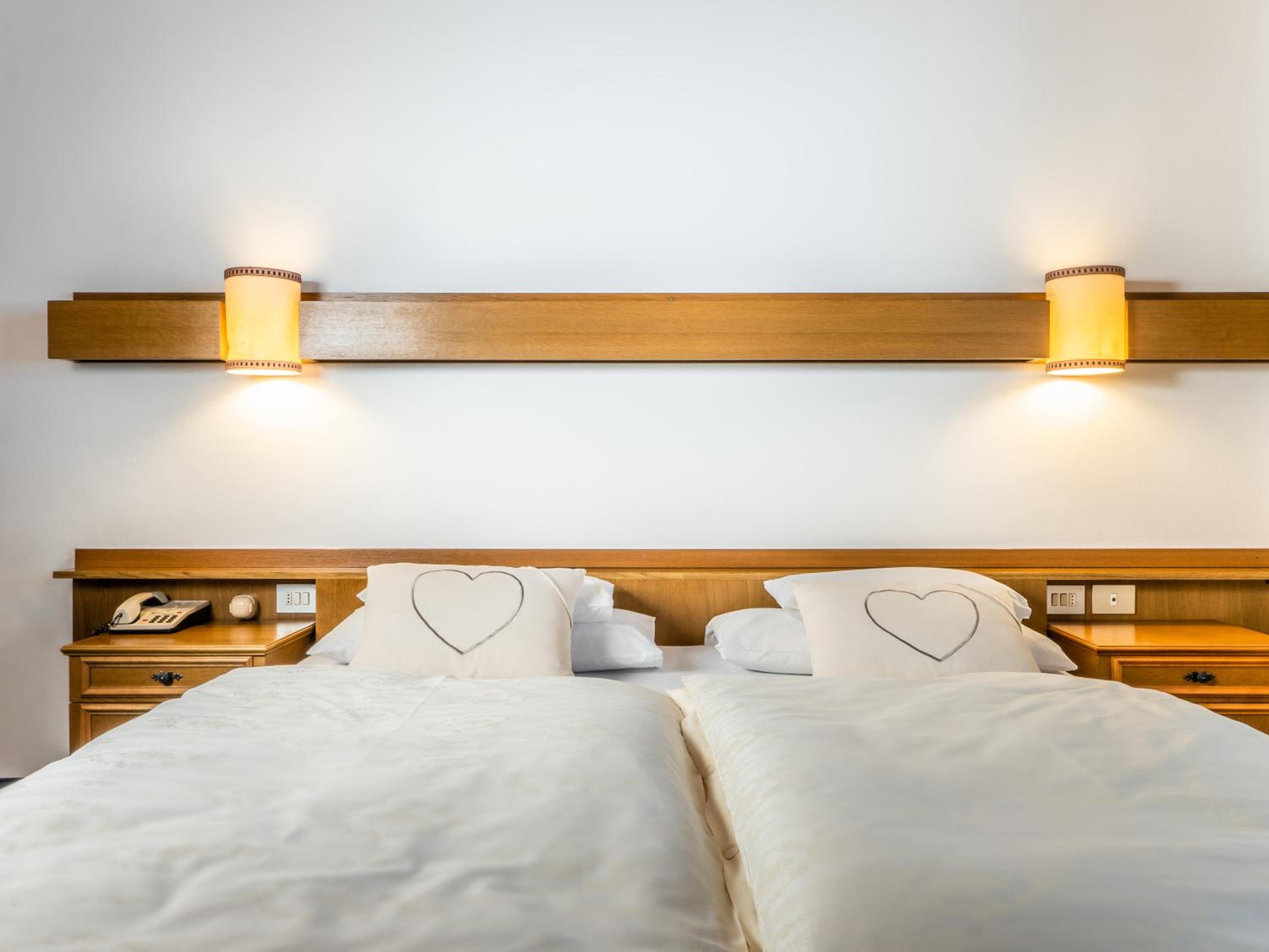 Double or Twin Room - Photo 2