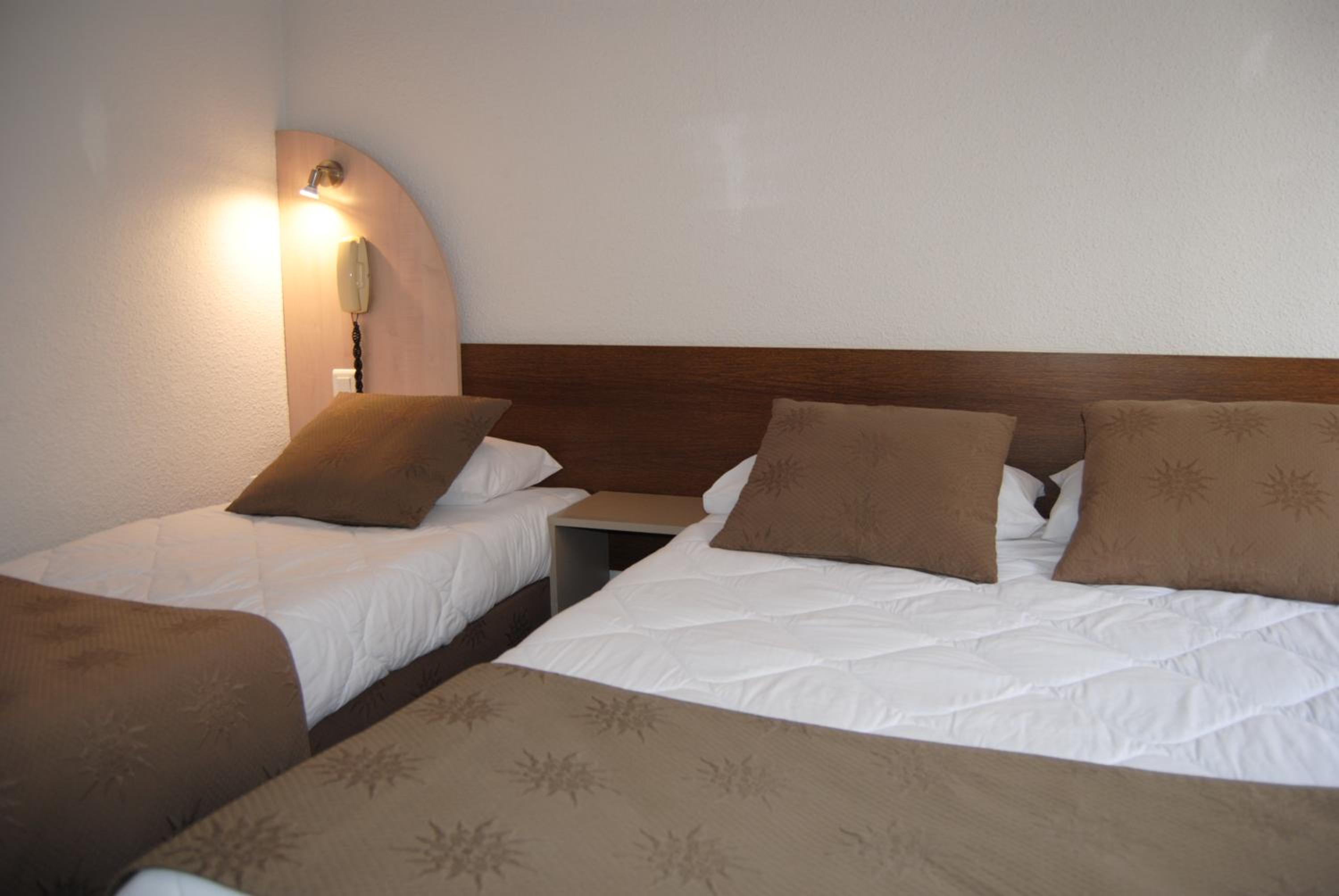 Triple Room - Photo 10