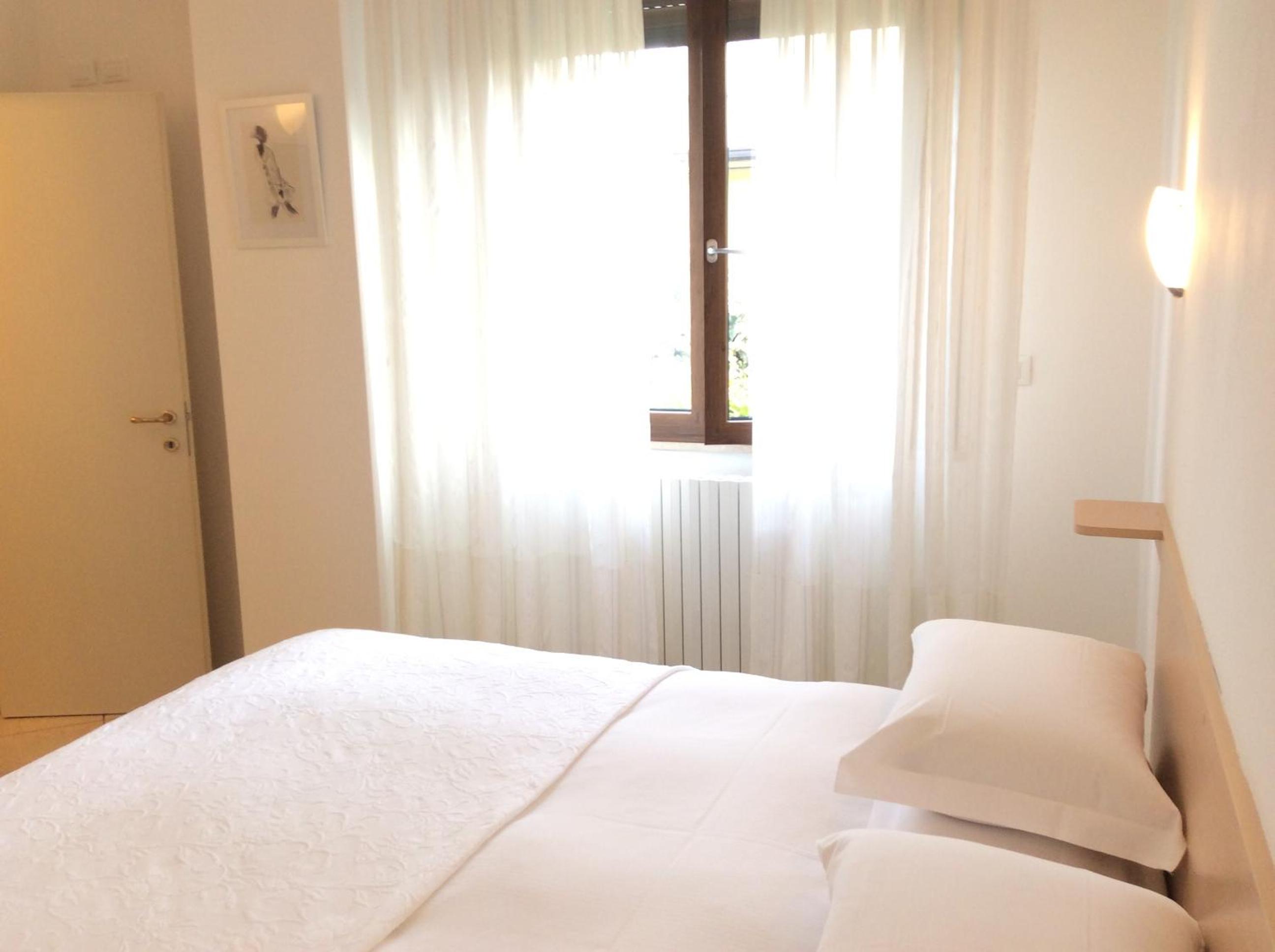 Standard Double Room - Photo 1