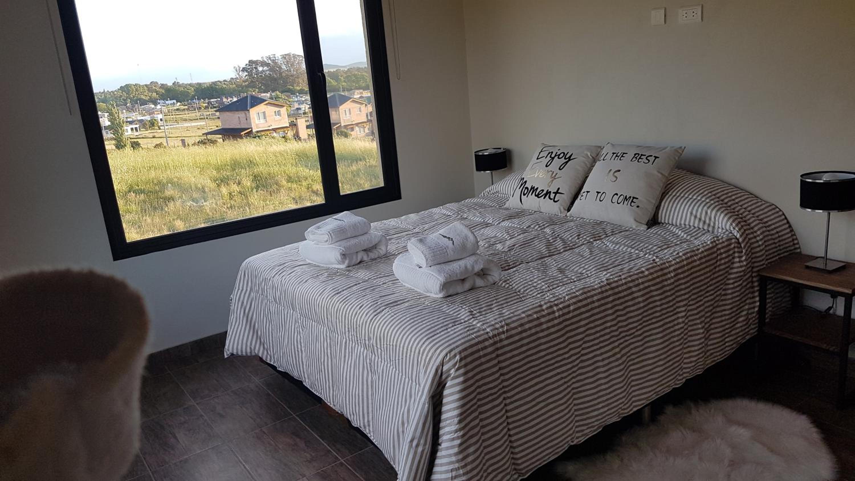 Apartment with Mountain View photo 1