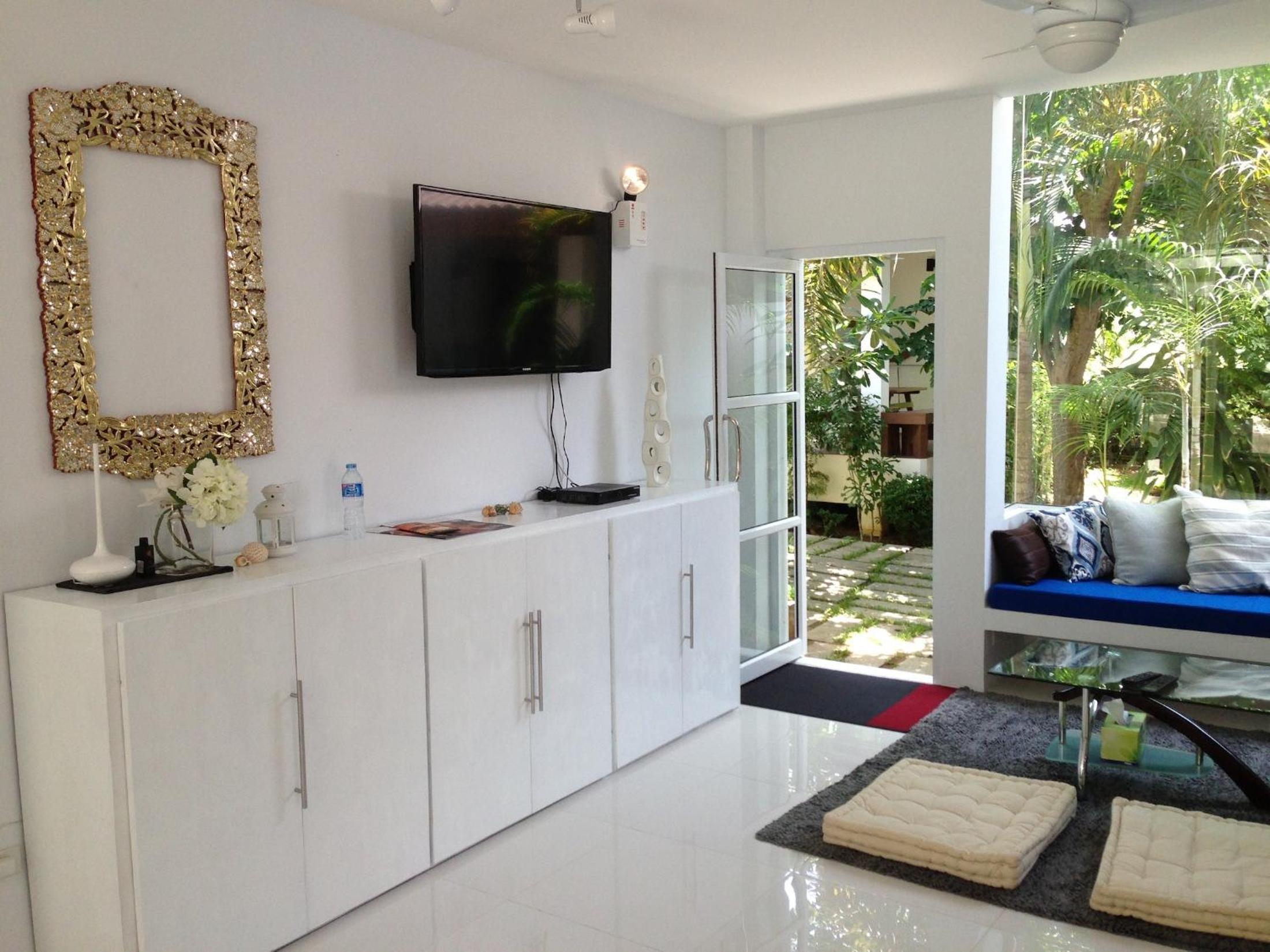Single Room with Private Bathroom photo 1