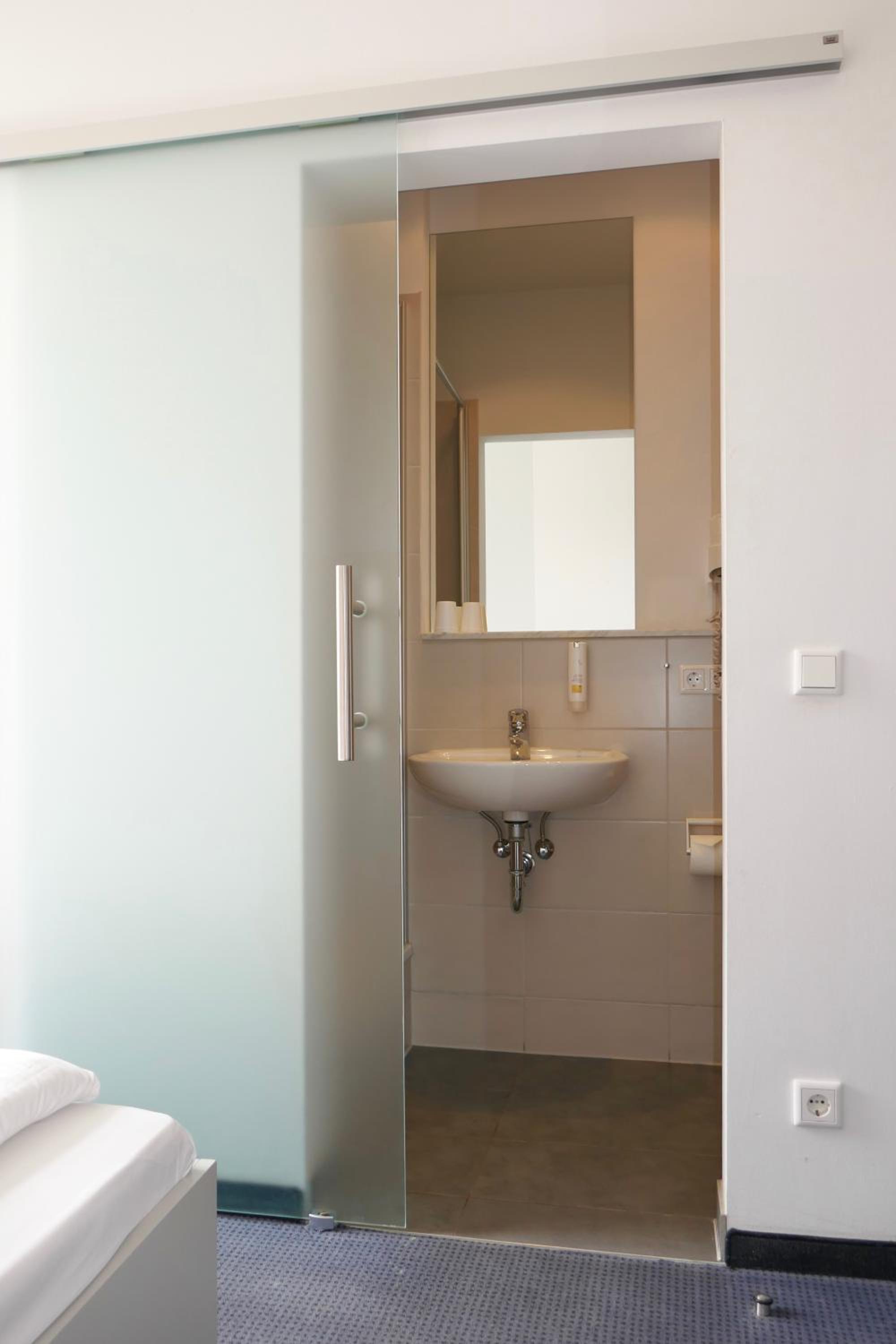 Small Double Room photo 2
