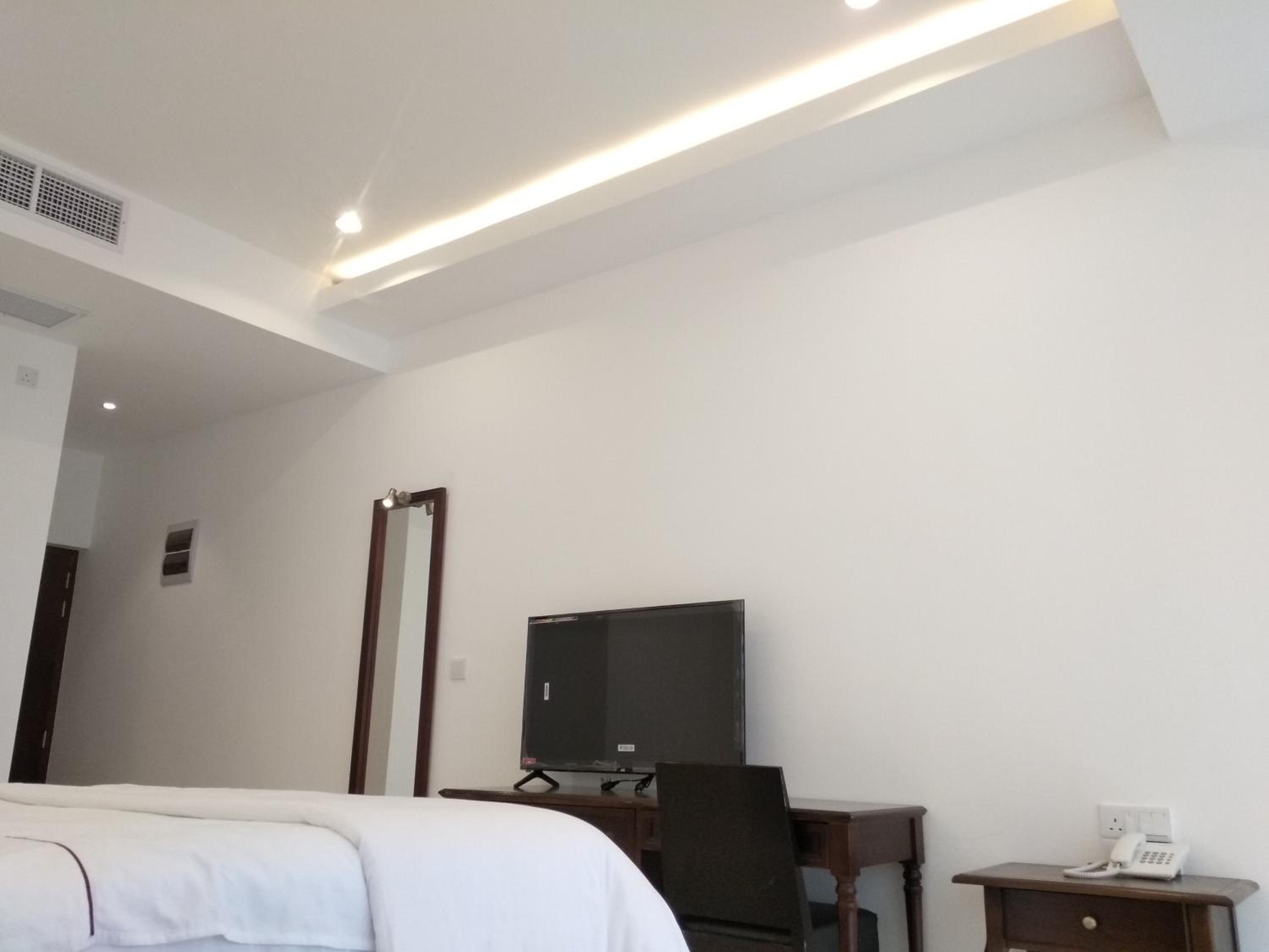 Deluxe Double Room with Extra Bed