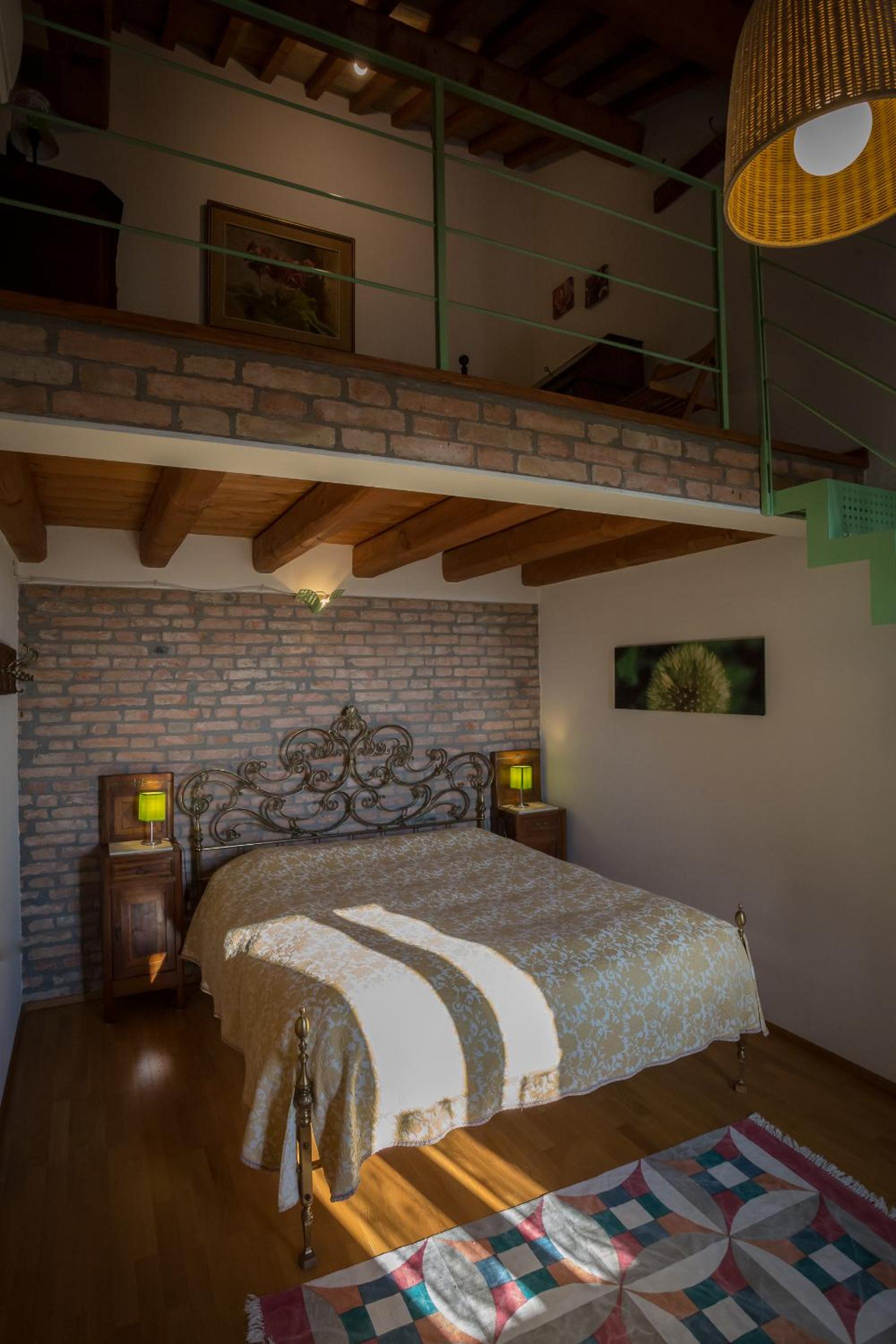 Maisonette photo 1