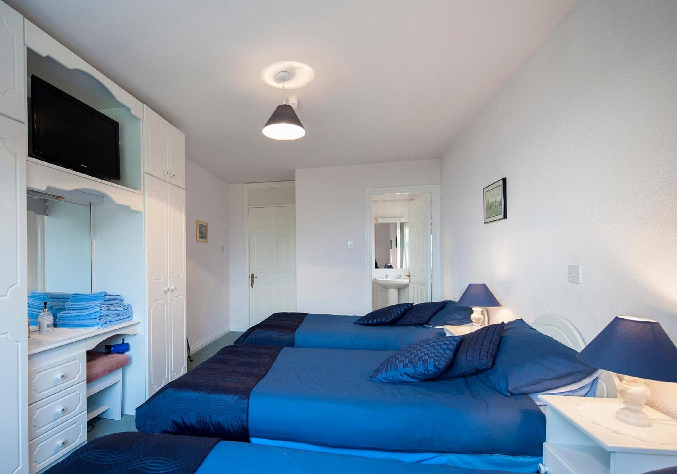 Triple Room photo 2