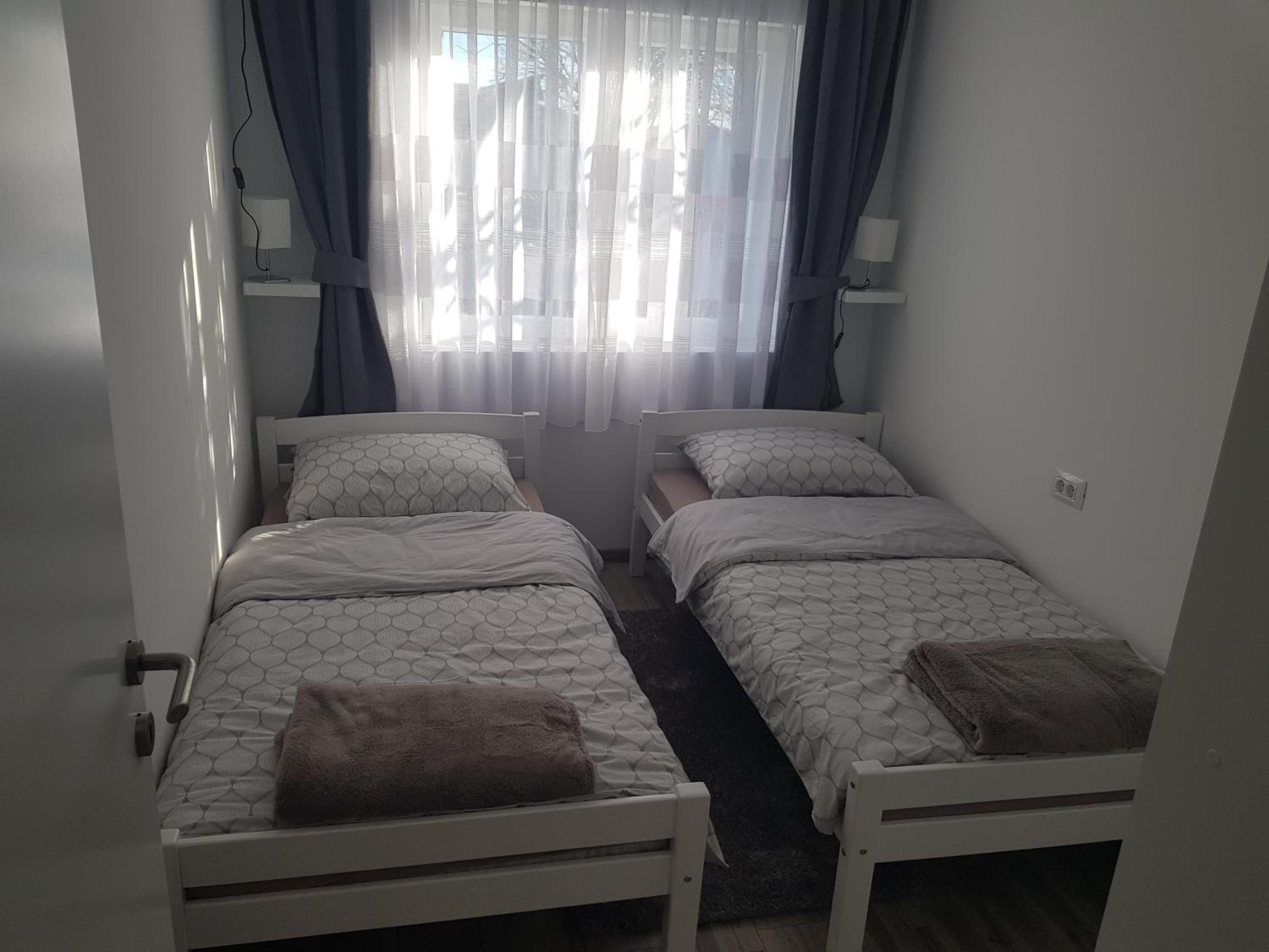 Apartment - Photo 5