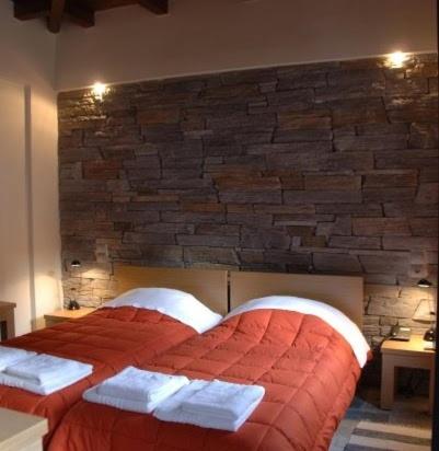 Deluxe Double or Twin Room with Mountain View